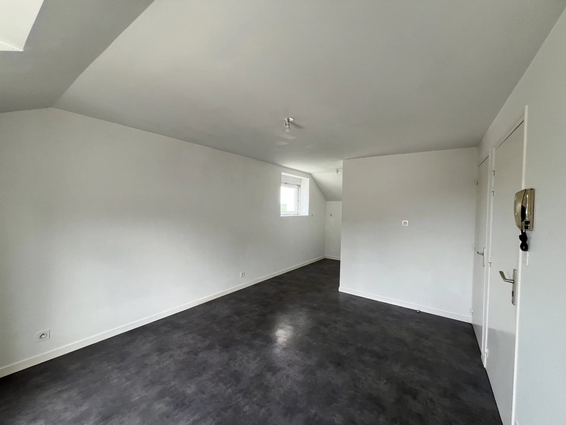 Maison à louer, 2 pièces, 31 m², Rougé