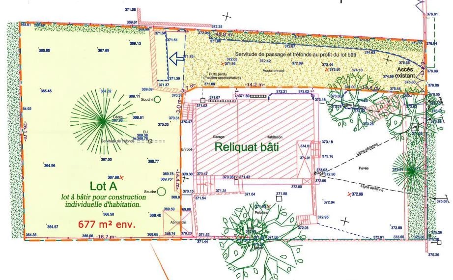 Terrain constructible de 680 m² LIMONEST