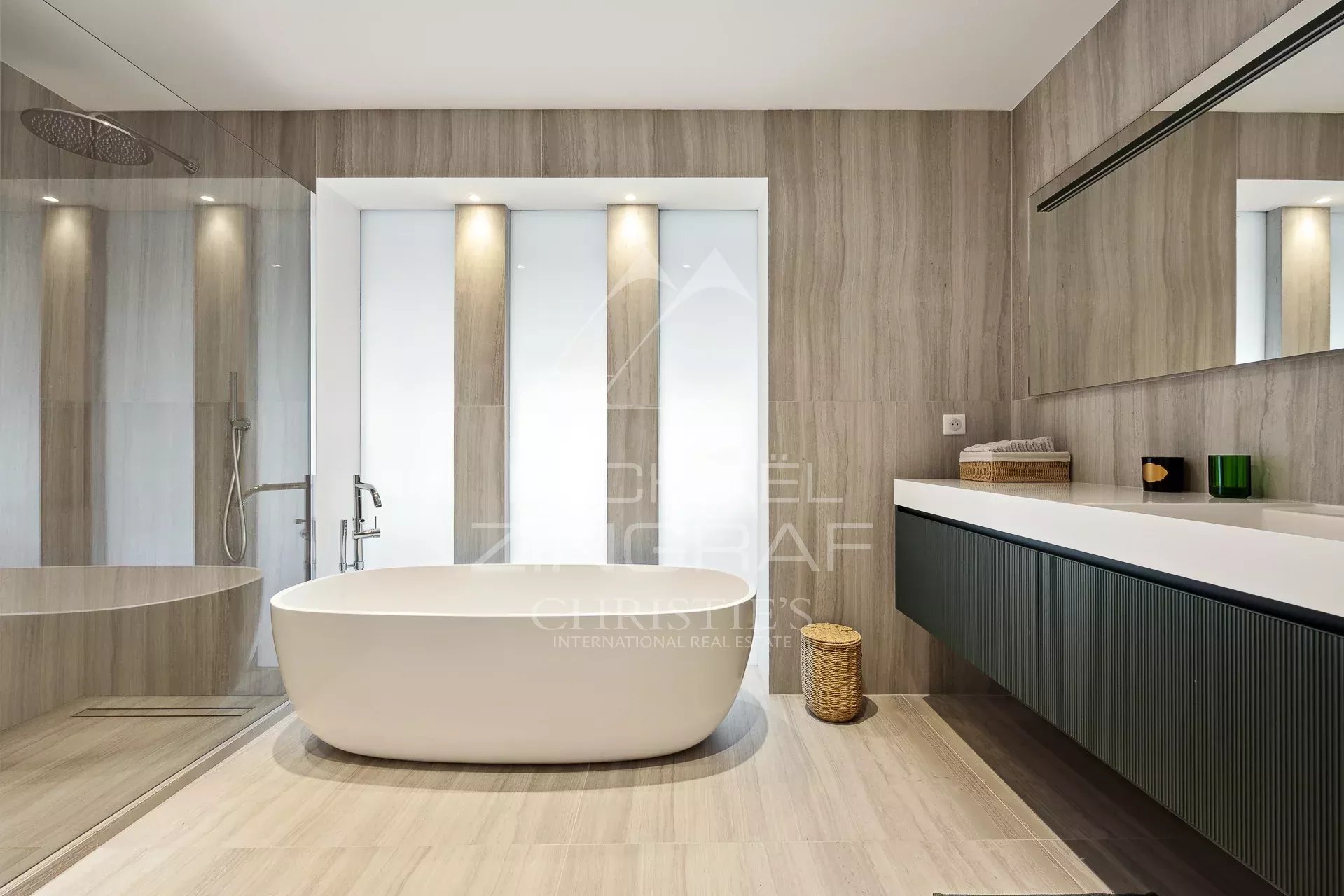3 Bedroom Villa/Townhouse's Image 6