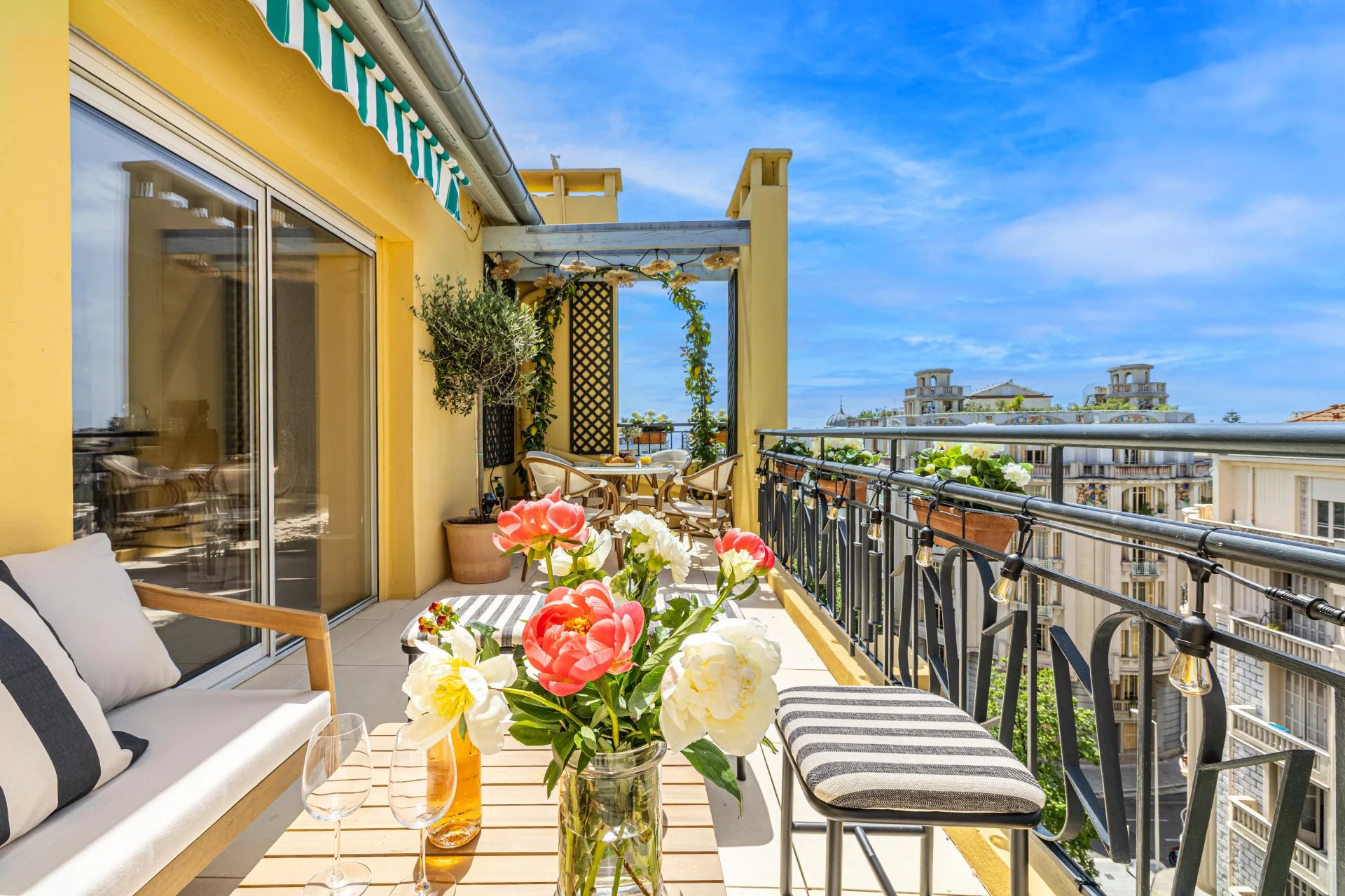 Seasonal rental Penthouse Nice