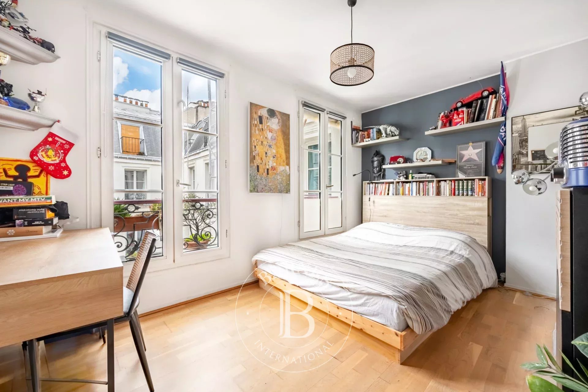 Daire Paris 4ème - picture 14