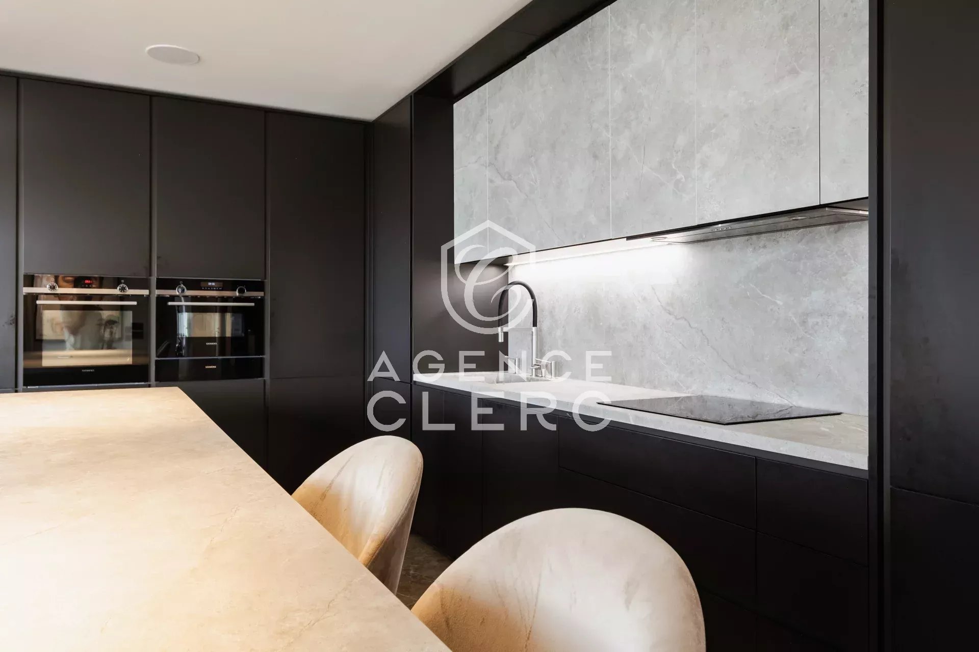 4 Bedroom Villa/Townhouse's Image 29