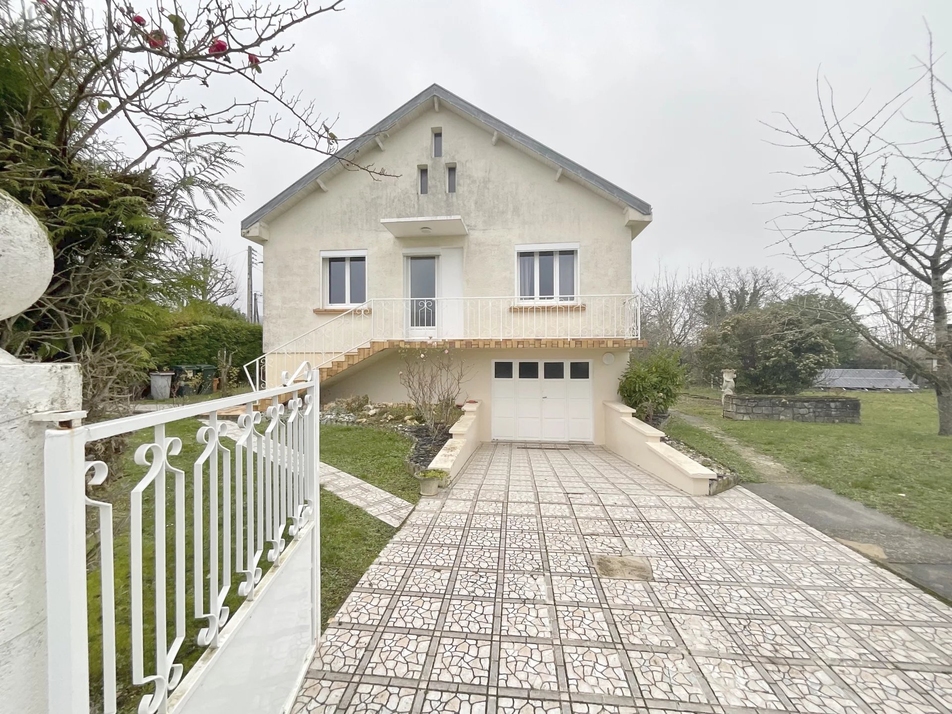 Maison Familiale de 117m2 au calme, + Panneaux Solaires !!!