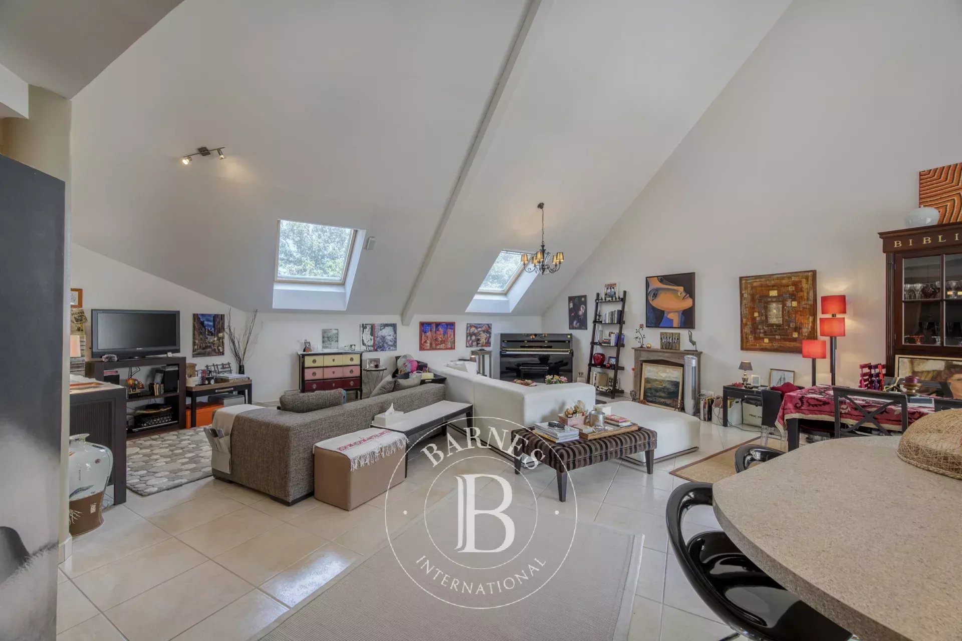BARNES PAYS-DE-GEX - DIVONNE-LES-BAINS - APPARTEMENT TYPE 3