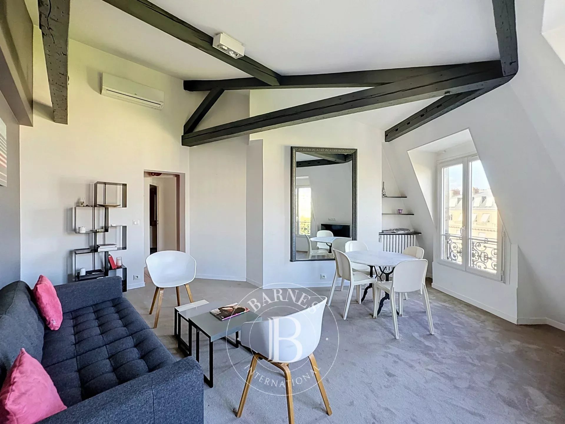 Appartement Paris 75008  -  ref 83052185 (picture 3)