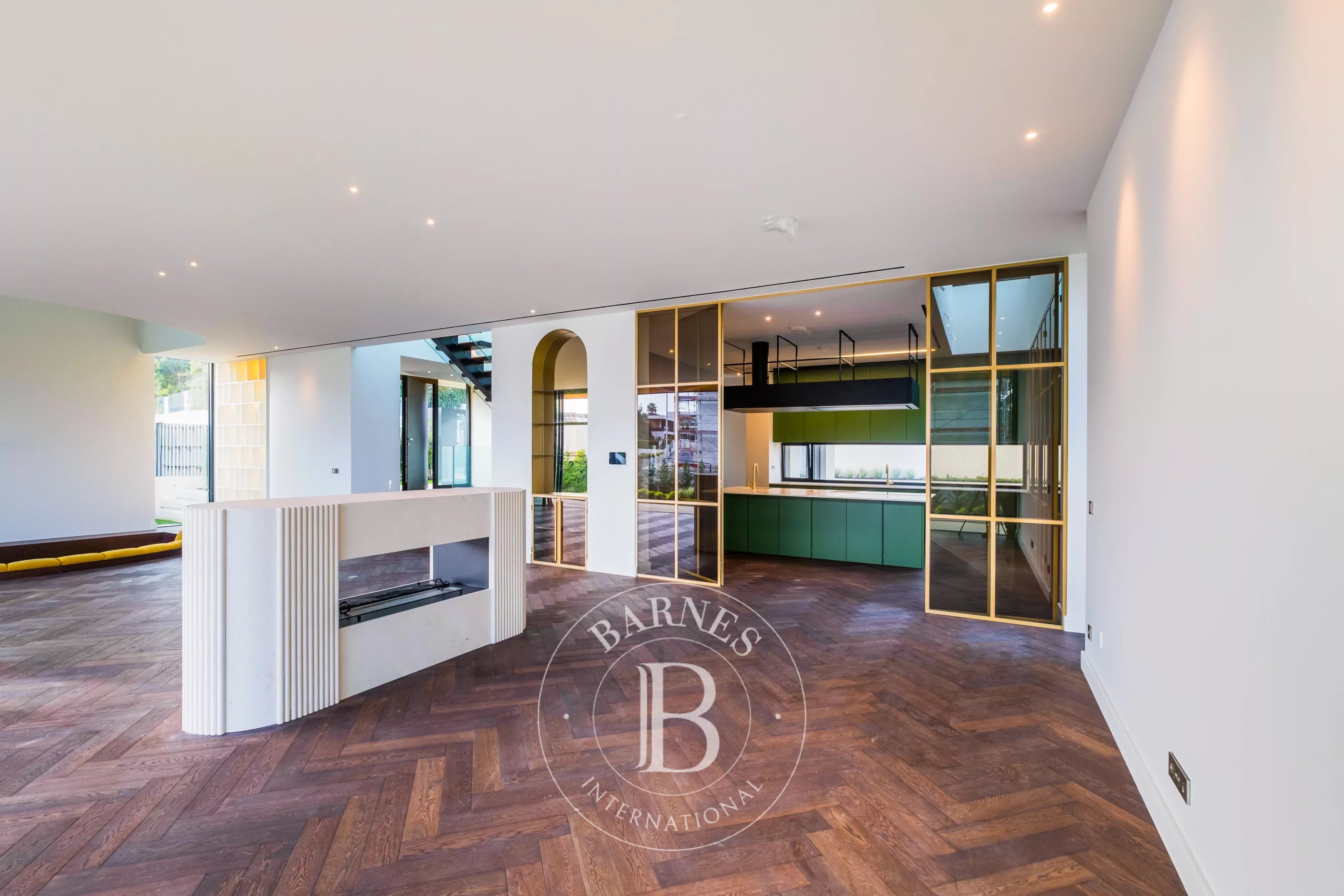 Contemporary villa in Cascais