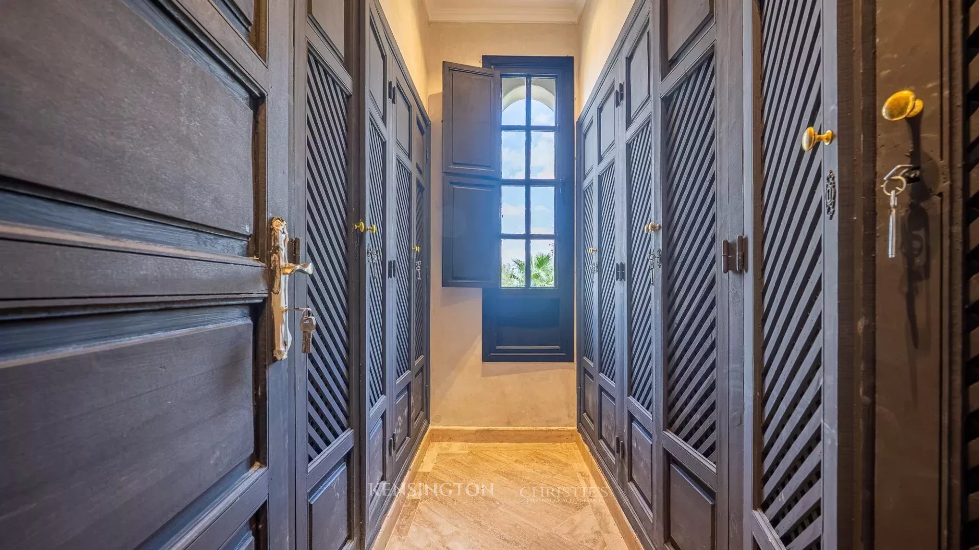 4 Bedroom Villa/Townhouse's Image 31