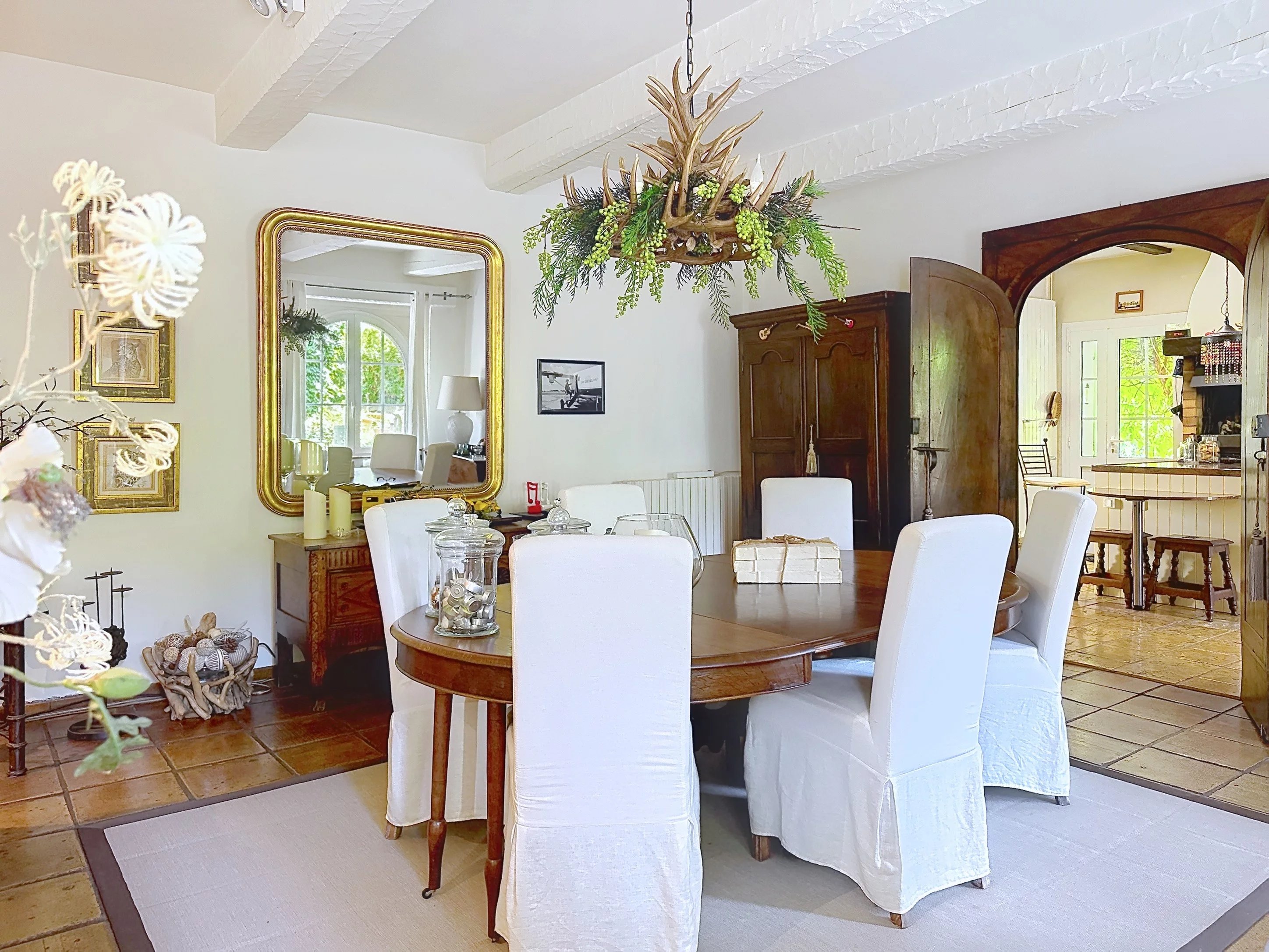 Exceptional property with 19th-century mill, detached villa, 2 pools on 1.6 hectares