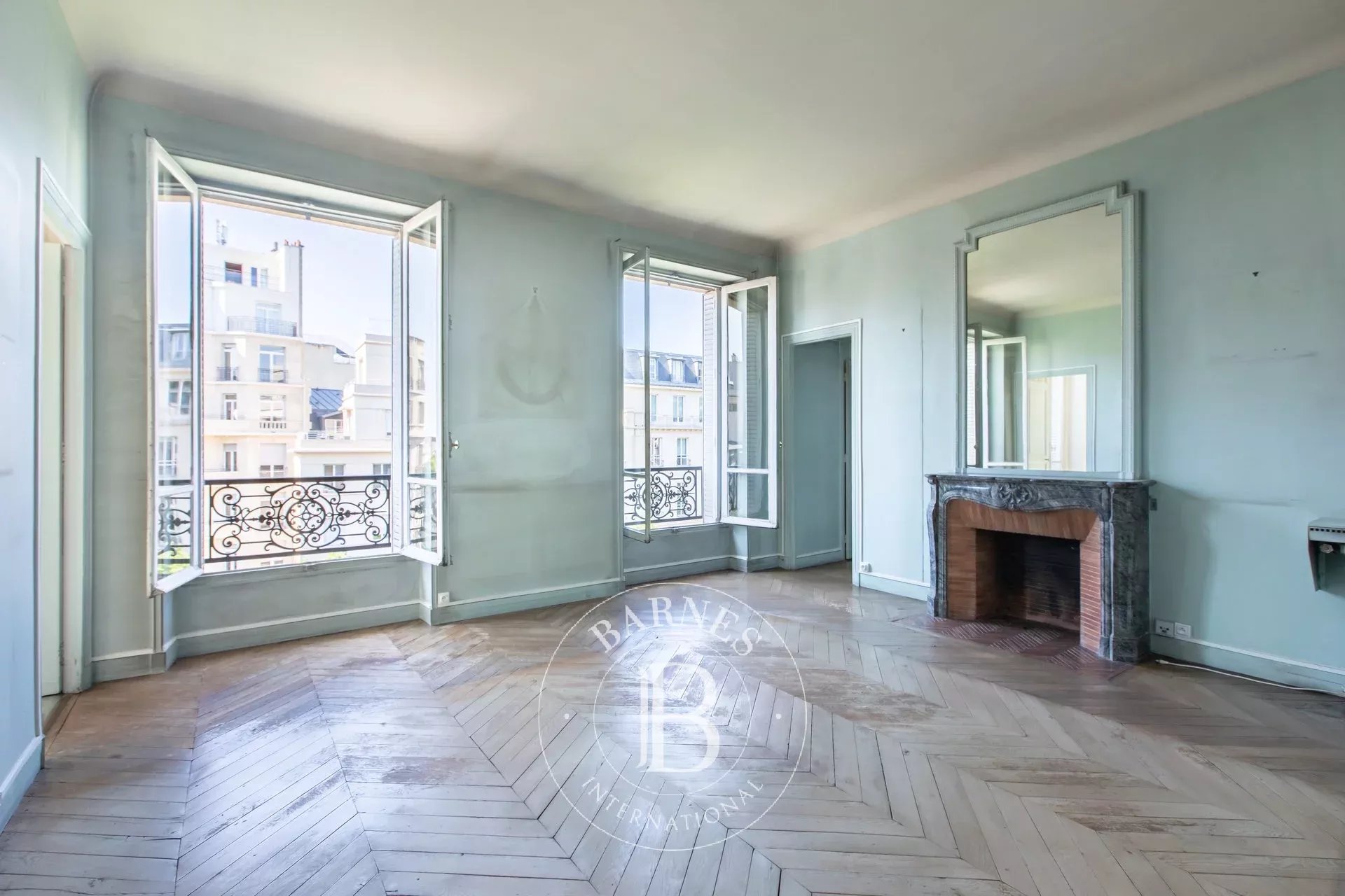 Daire Paris 8ème - picture 8