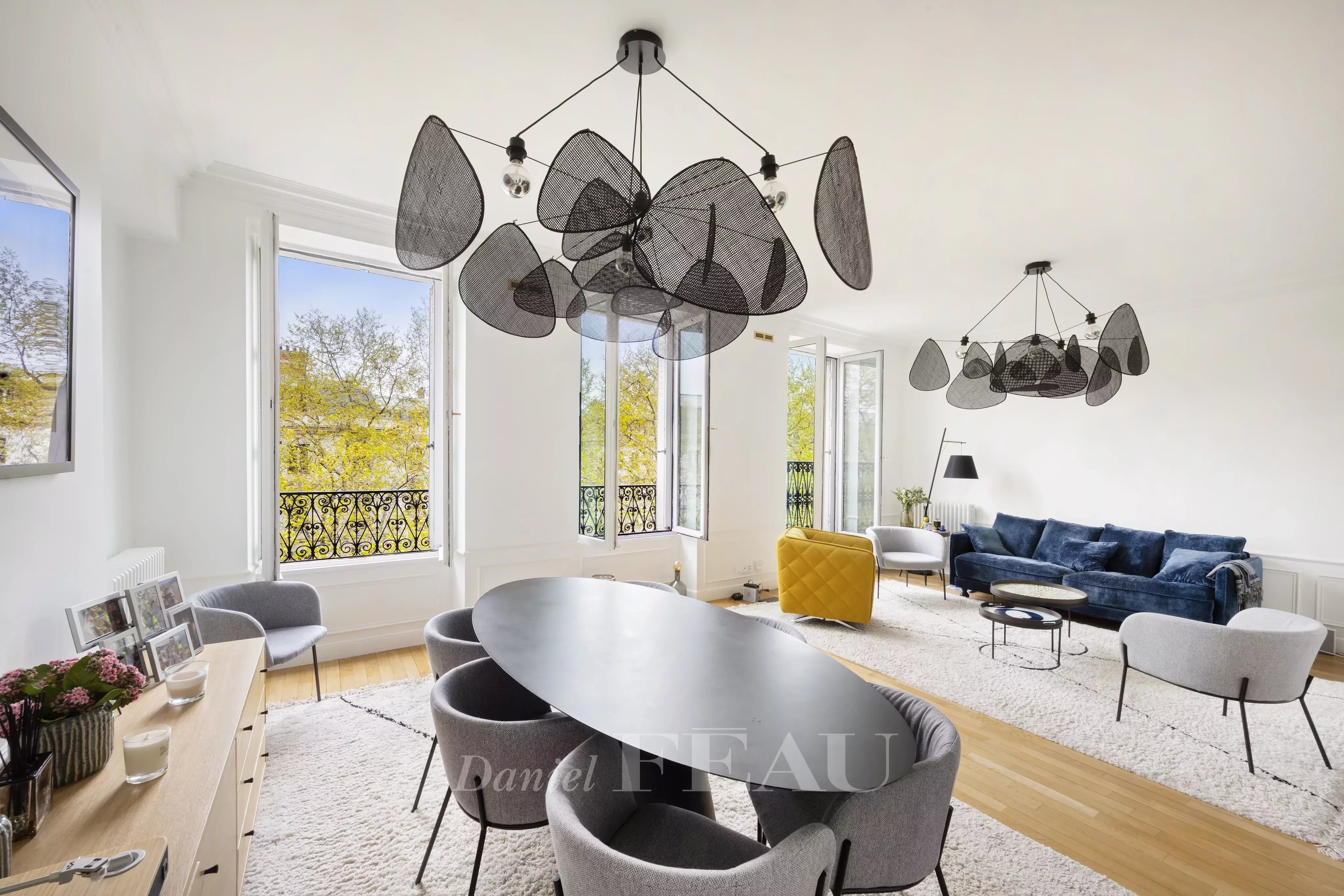 Sale Apartment Paris 7th