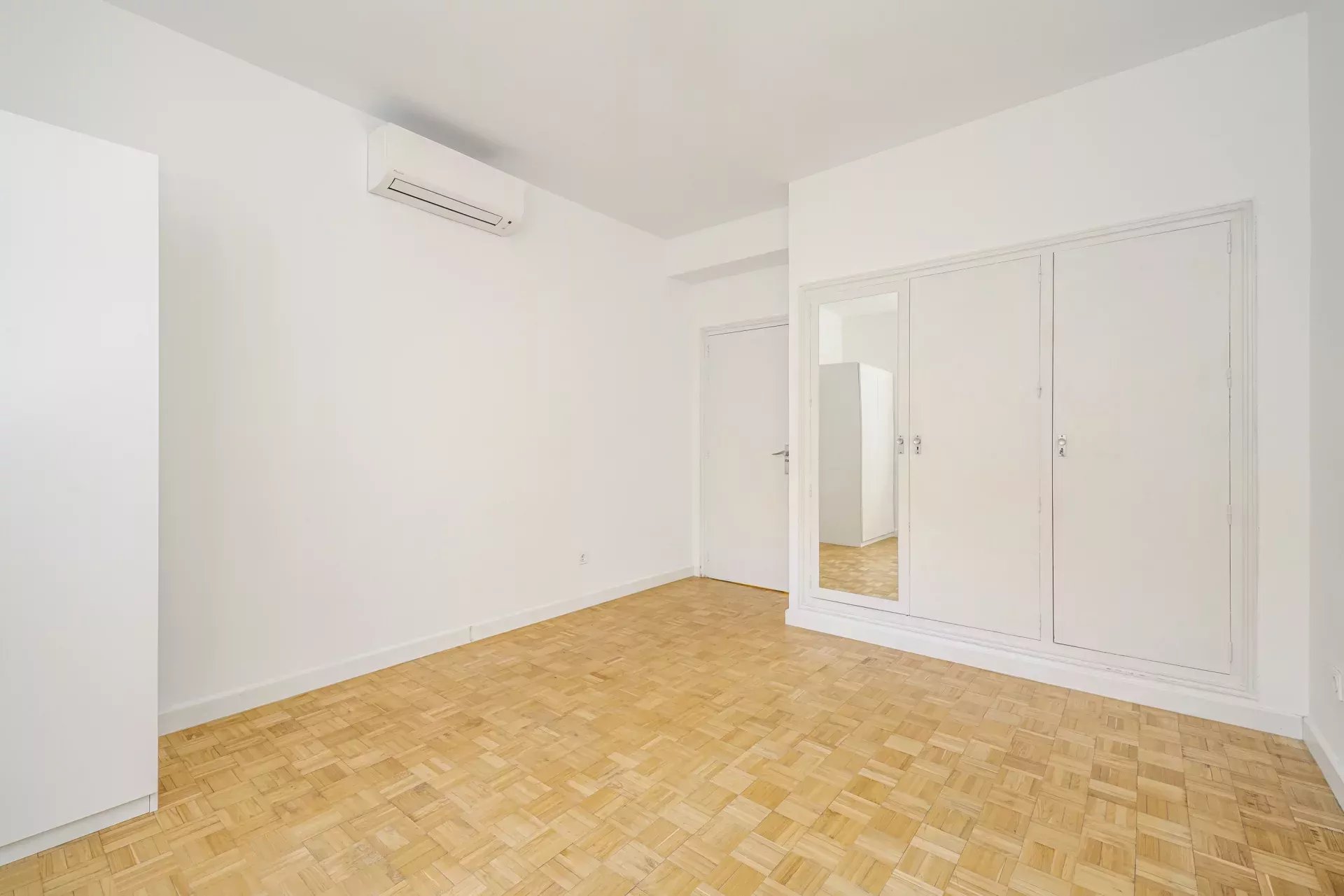 Madrid - Centro – Bright Renovated Exterior Apartment - picture 24