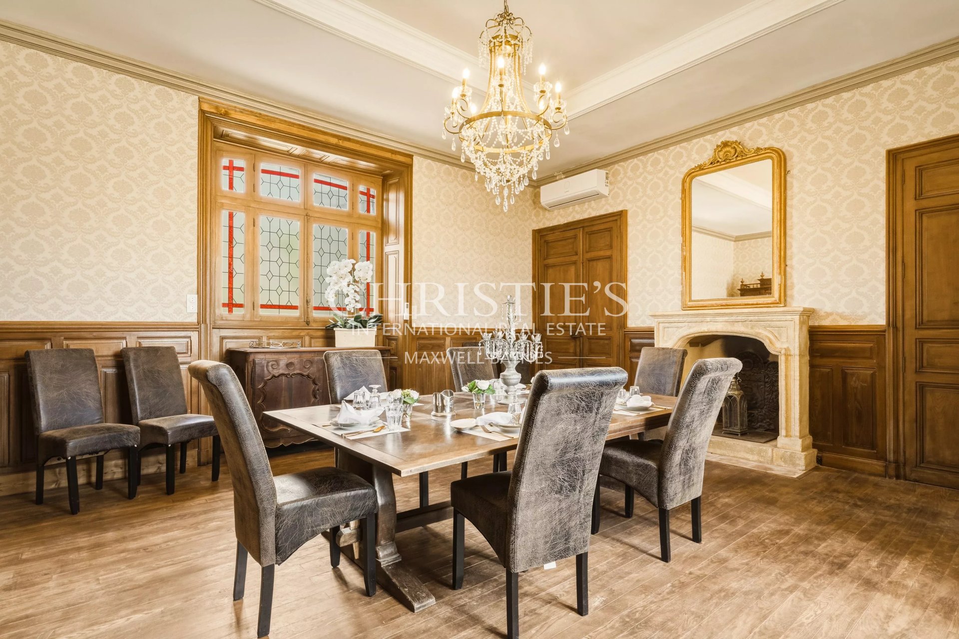 11 Bedroom Chateau's Image 37