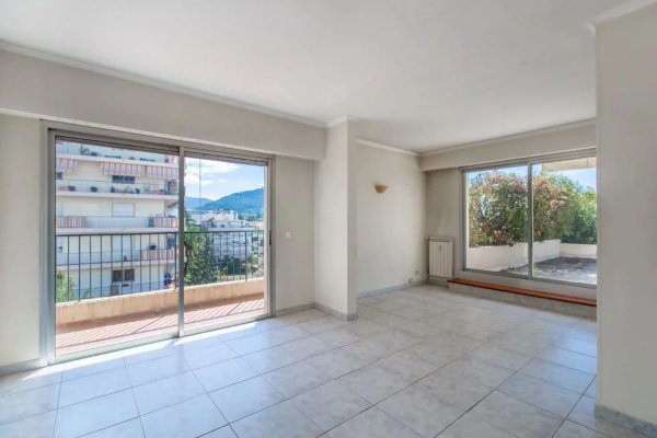 NICE - Cimiez Stunning 3Bedroom Penthouse with Large Terrace — photo 4
