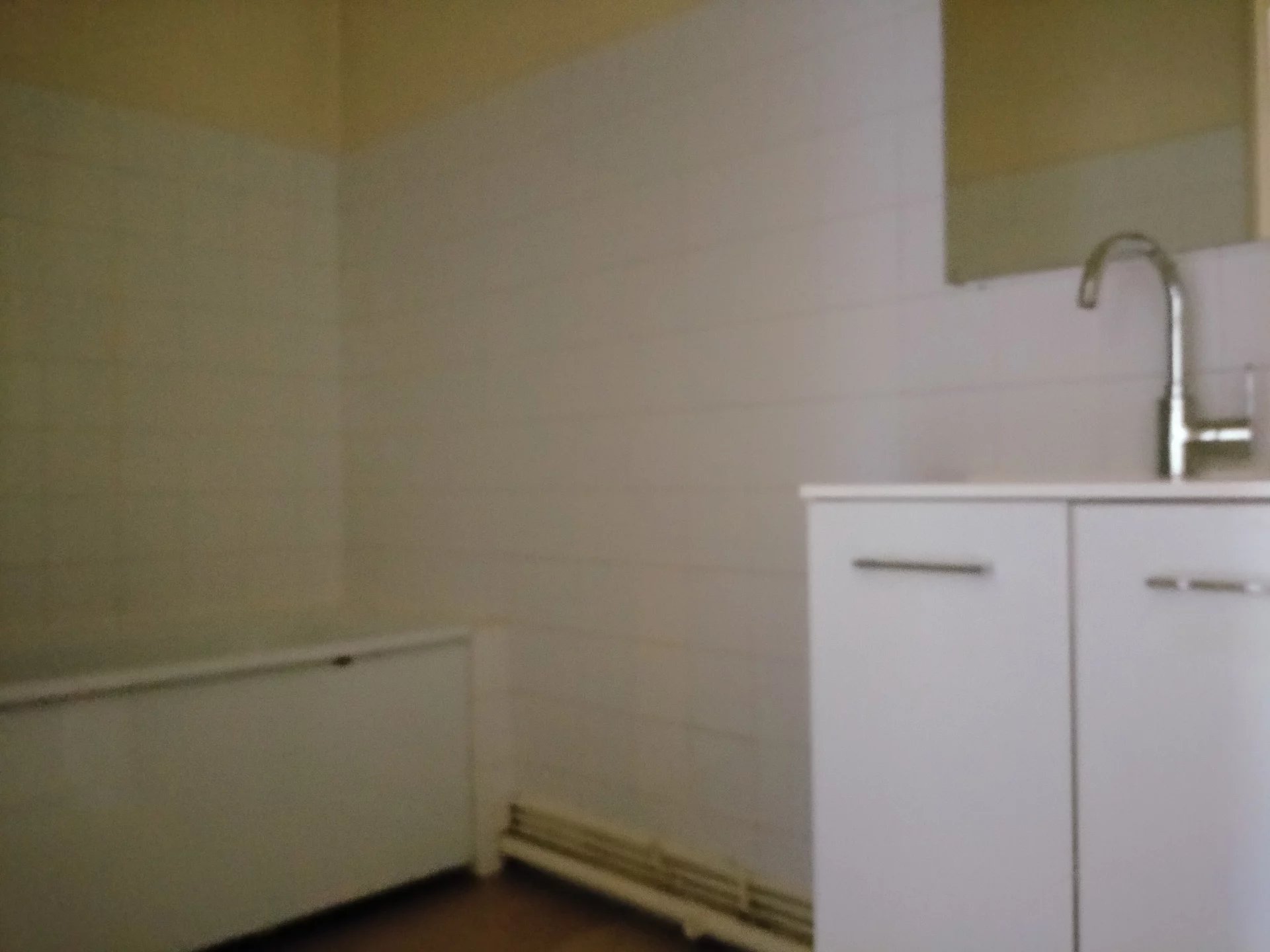 86427800 Location Saint-Genis-Laval