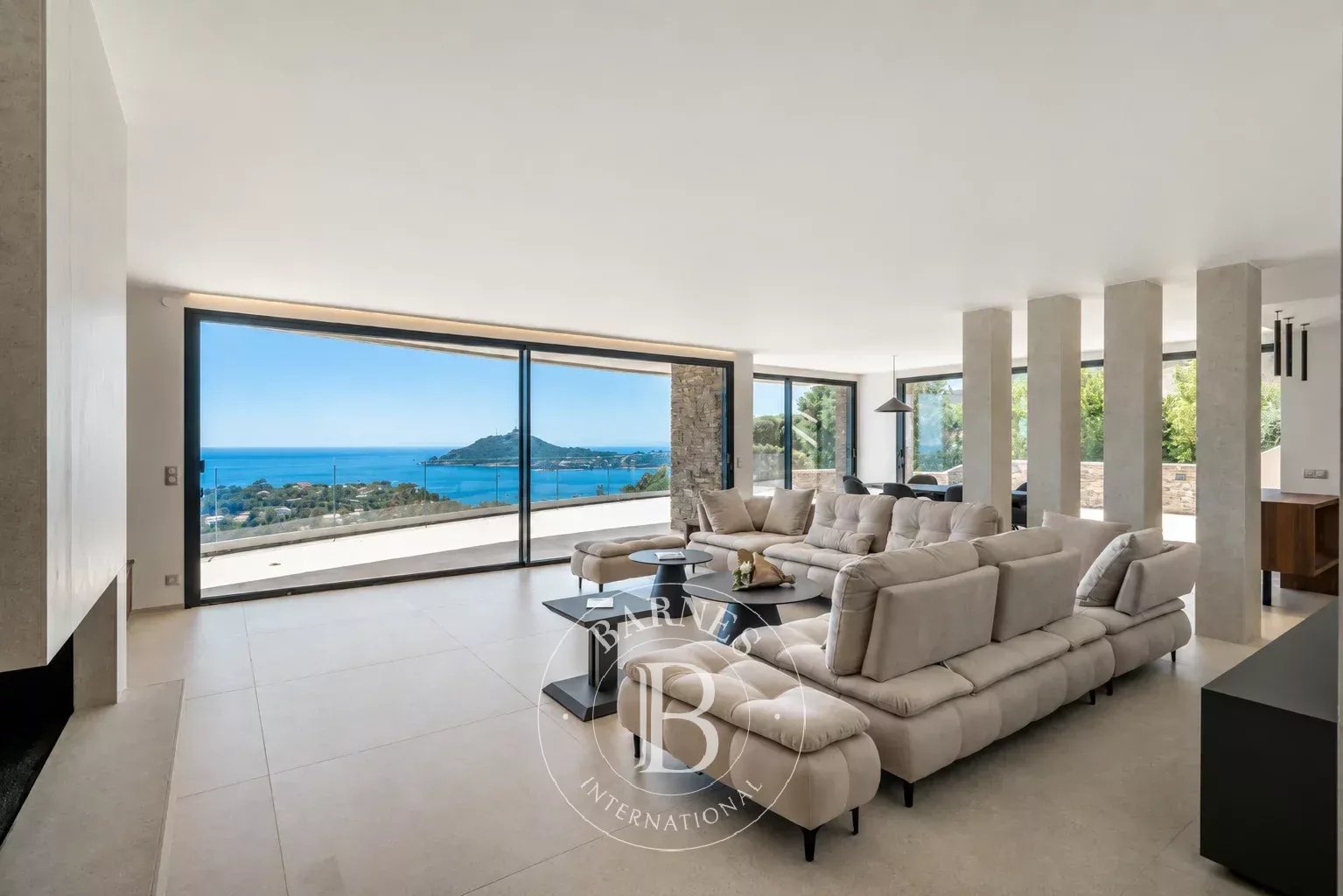 Villa Saint-Raphaël  -  ref 87060539 (picture 3)