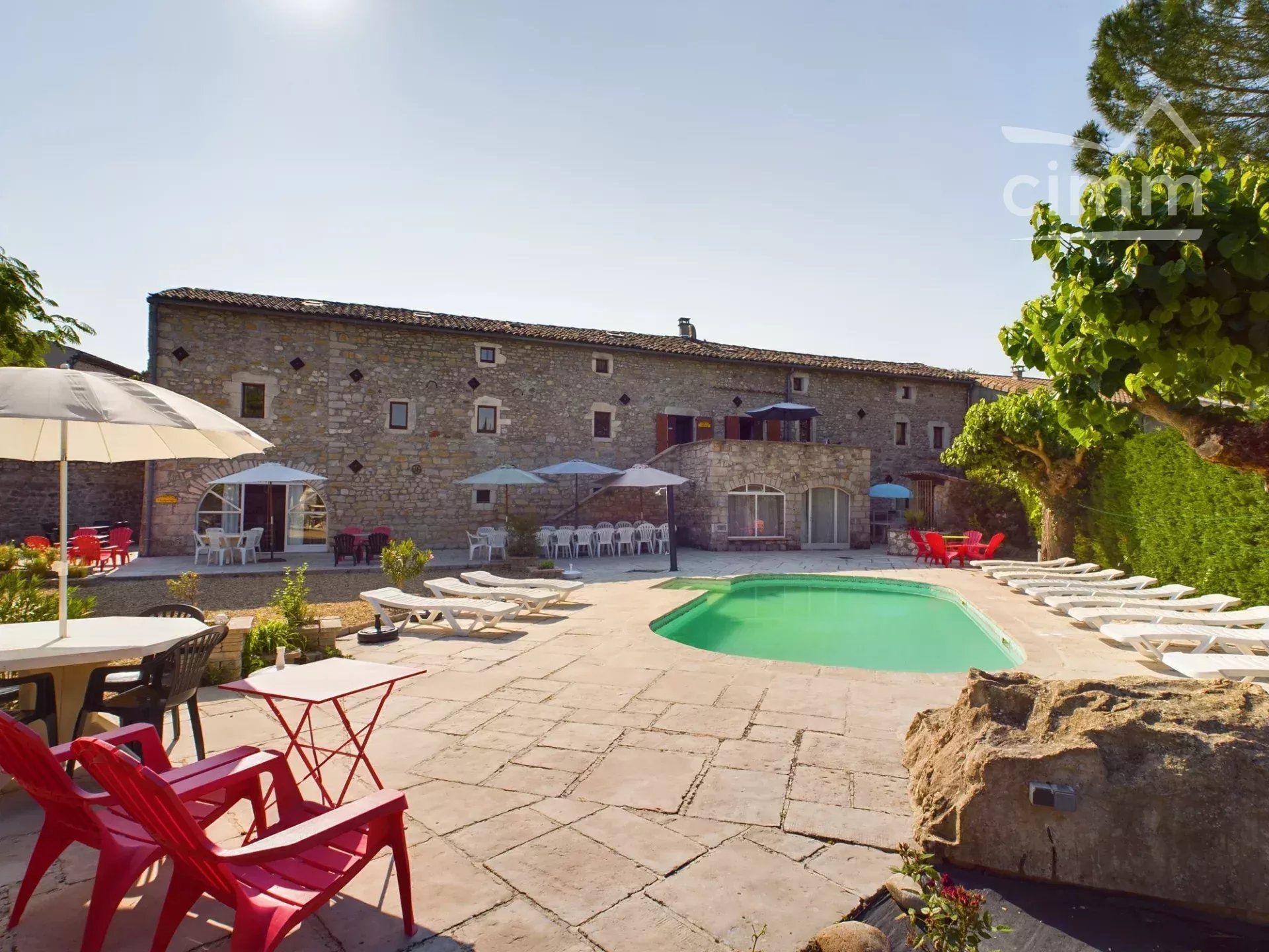 Agence immobilière de 