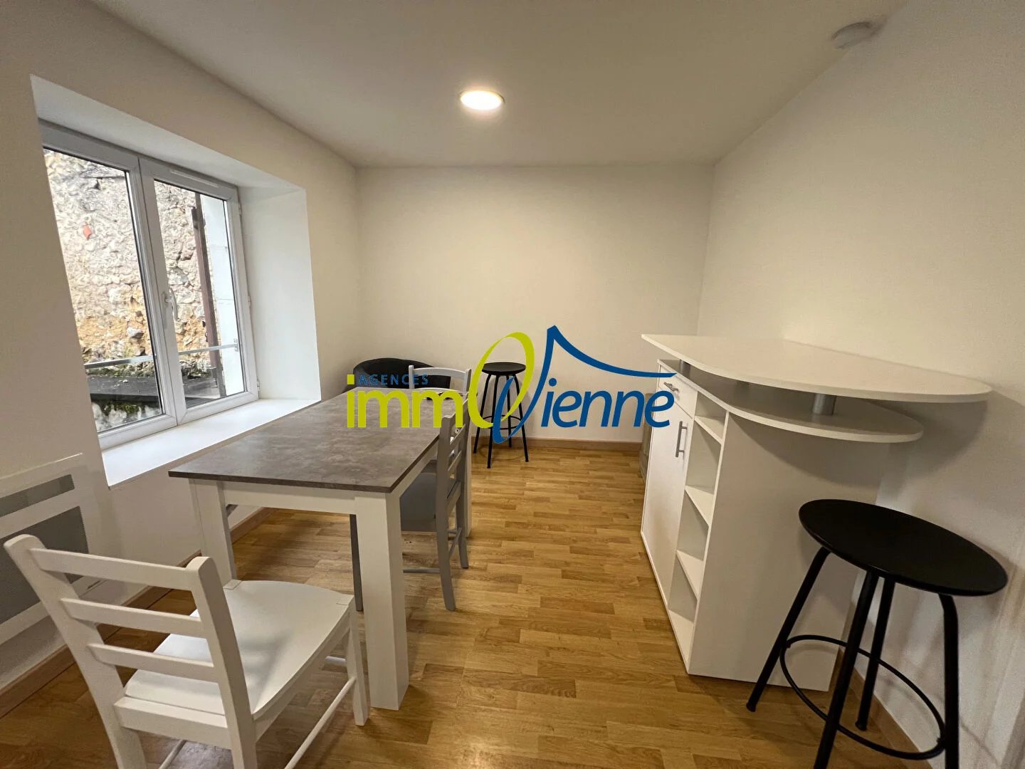 Location Maison Lhommaizé