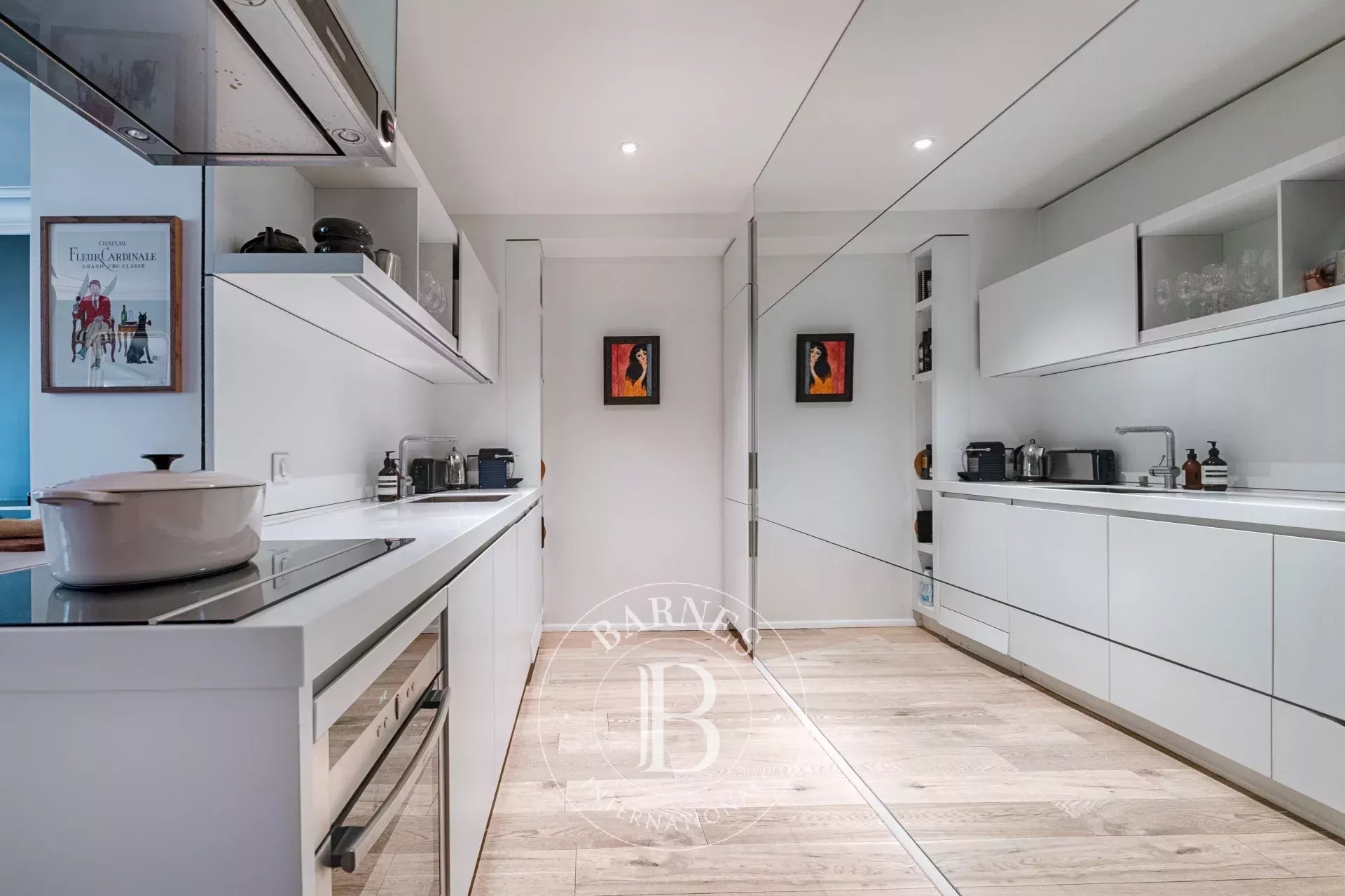 Daire Paris 3ème - picture 11