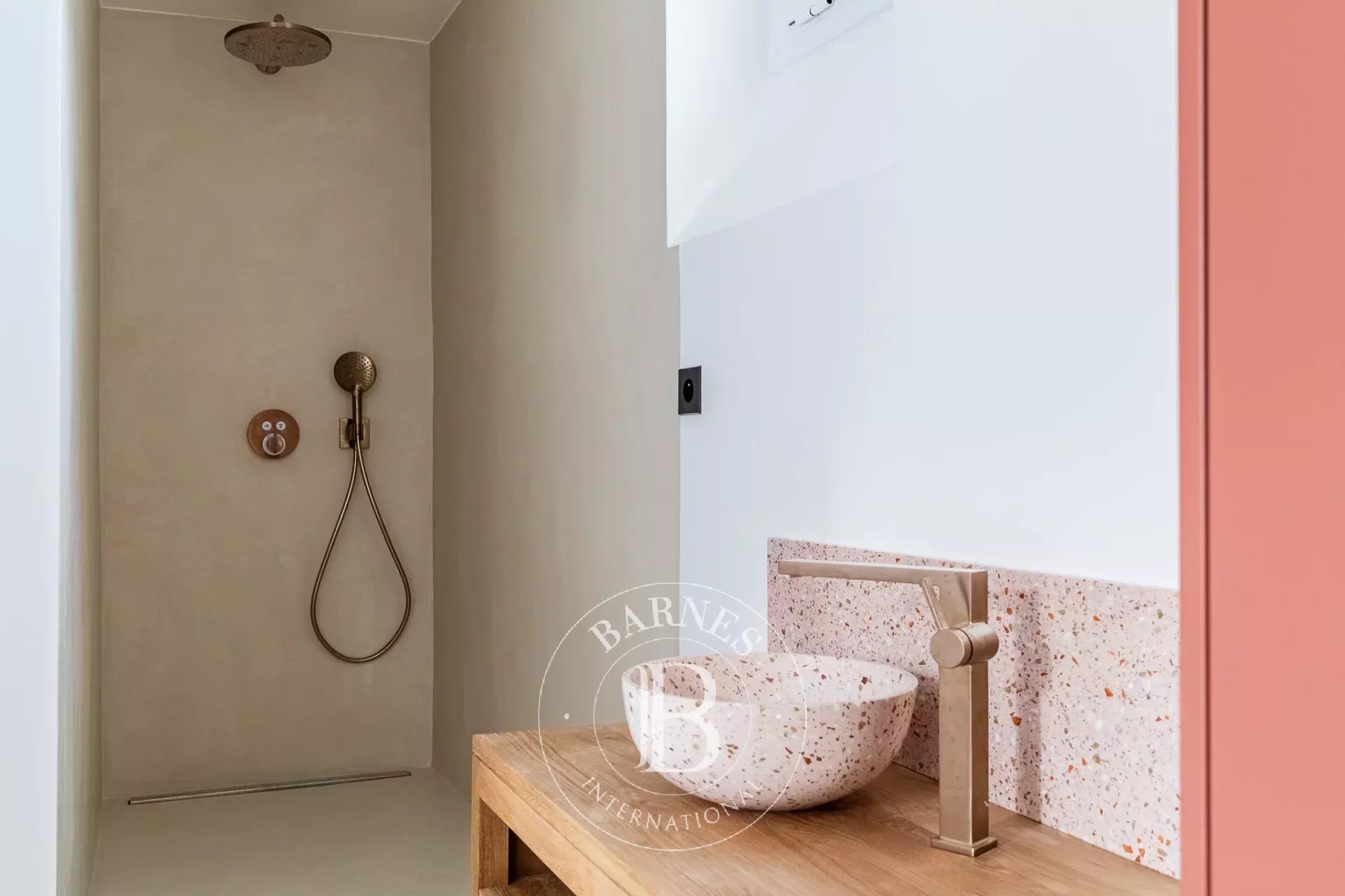 Daire Paris 16ème - picture 16