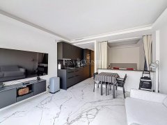 Luxury Renovated Apartment for Sale in Cannes Banane with Terrace — photo 6 of 7