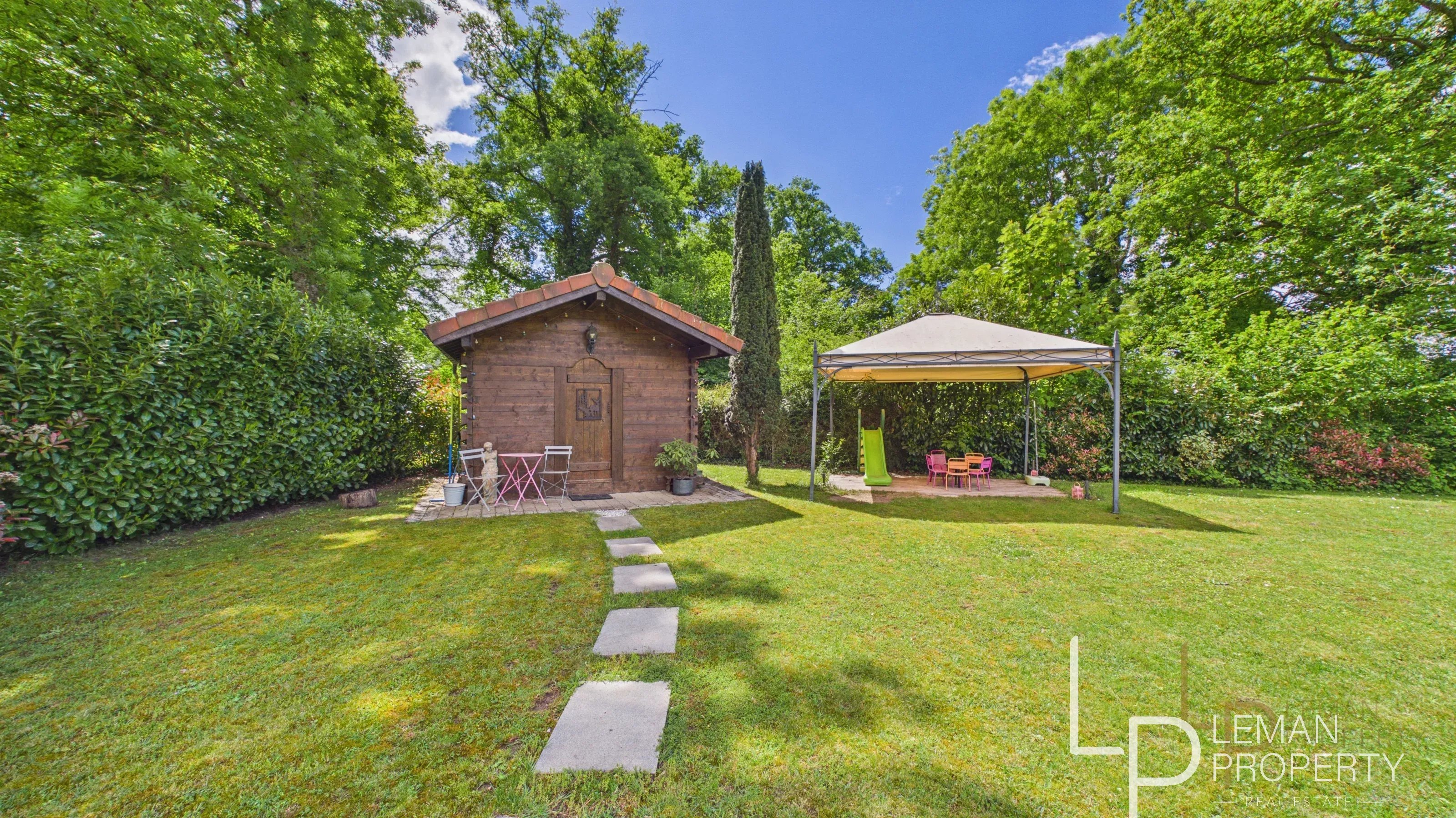 maison en vente sur www.leman-property.com