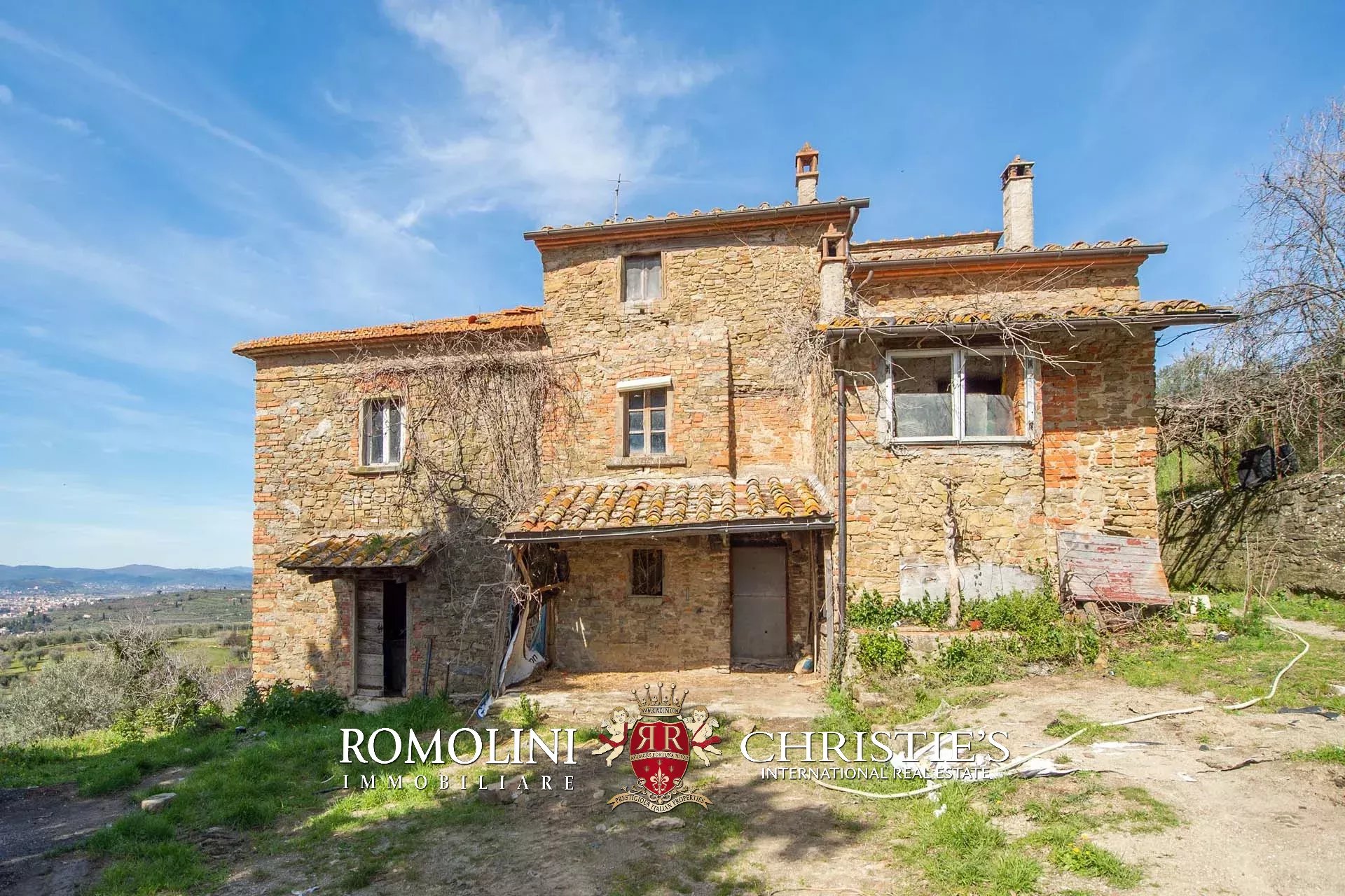 6 Bedroom Villa/Townhouse's Image 7