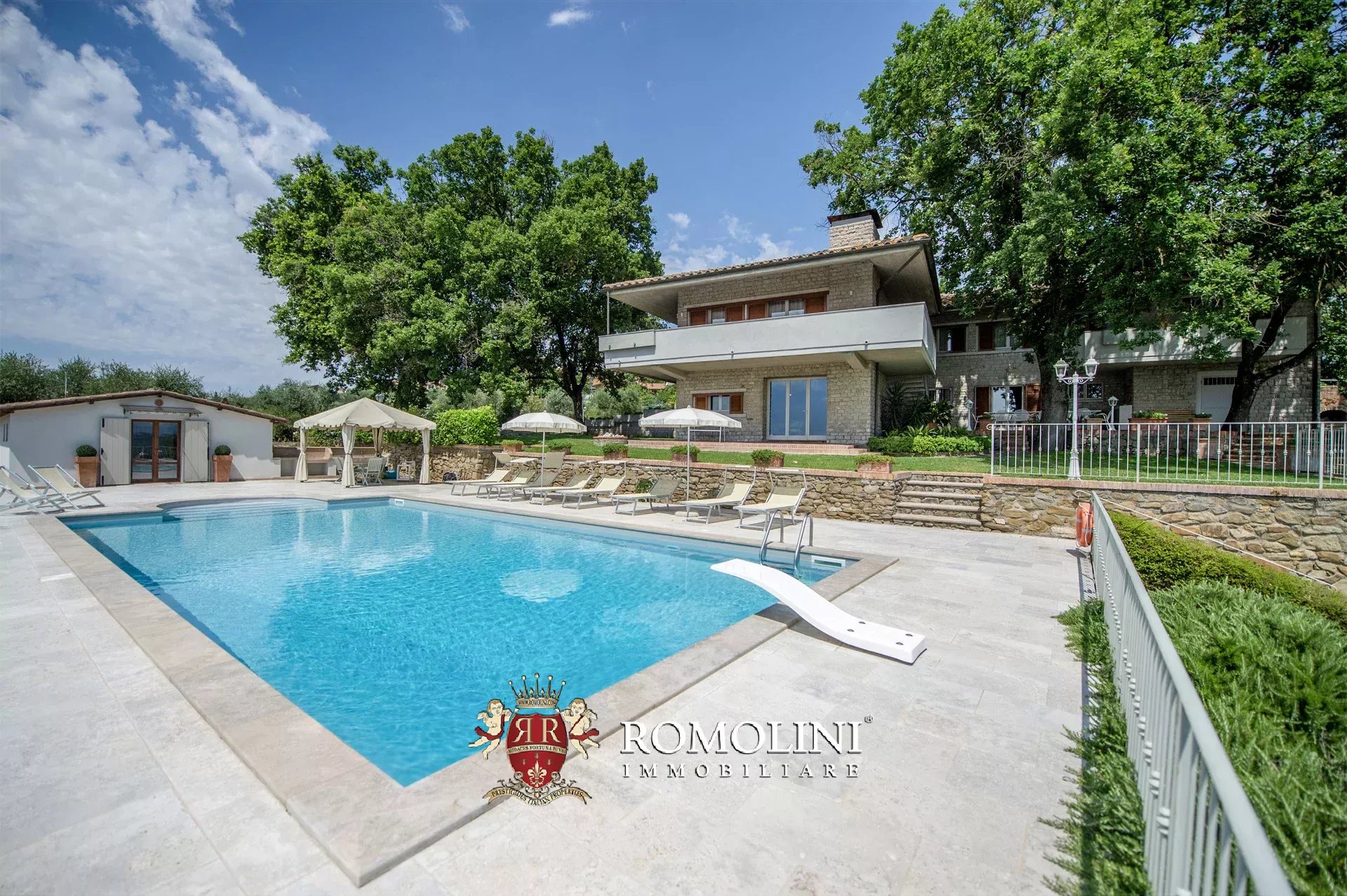 6 Bedroom Villa/Townhouse's Image 27