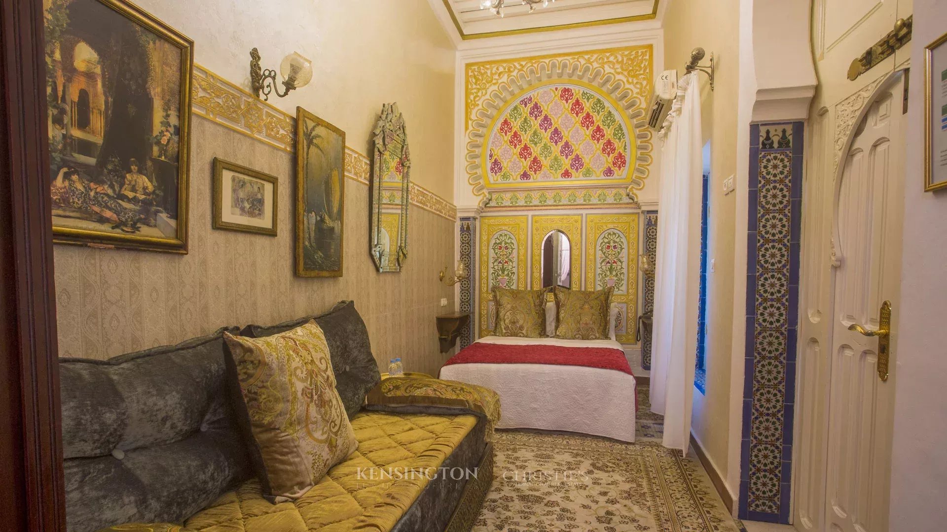 9 Bedroom Villa/Townhouse's Image 11