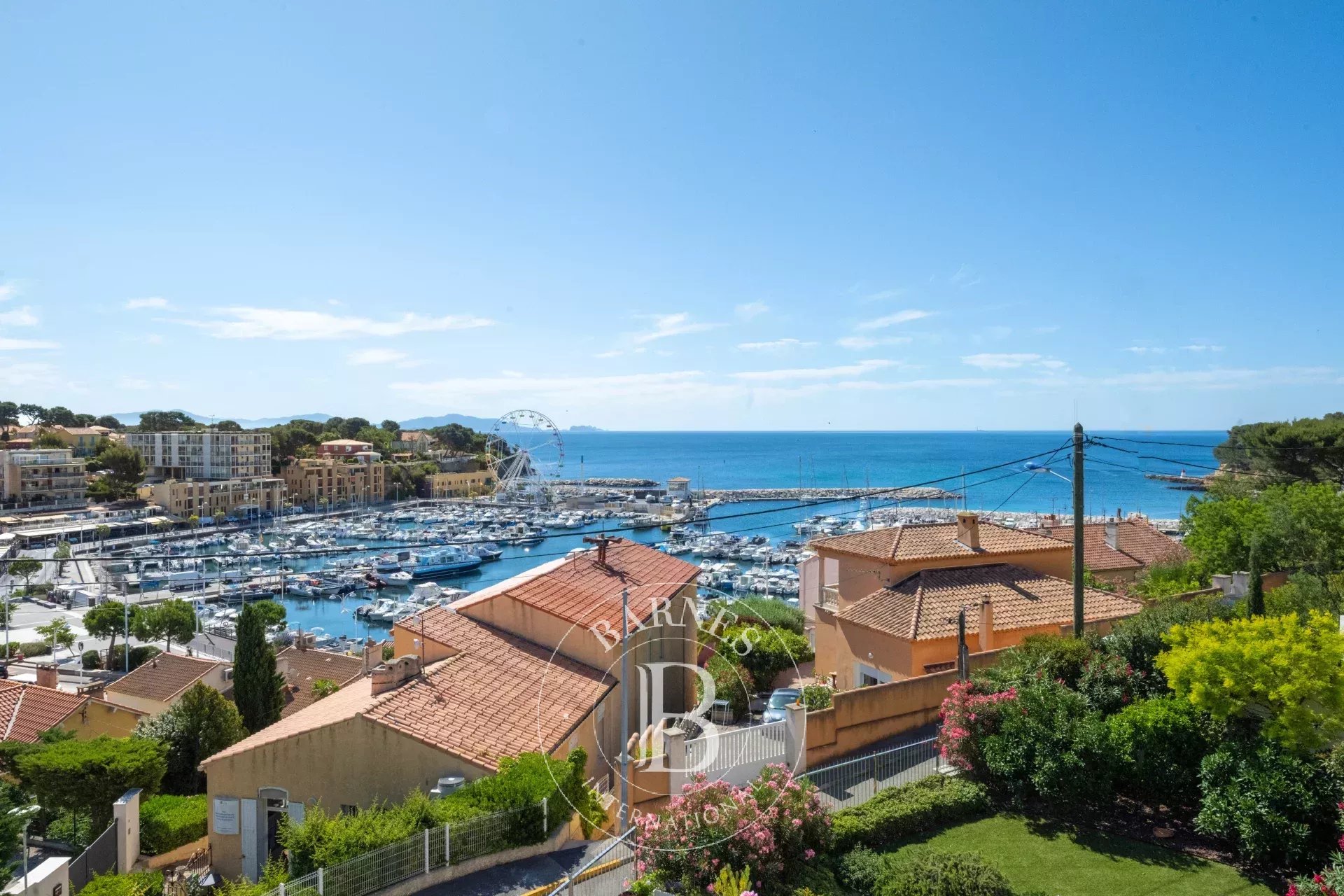 Luxurious 3-bedroom apartment with sea view terrace. - picture 24
