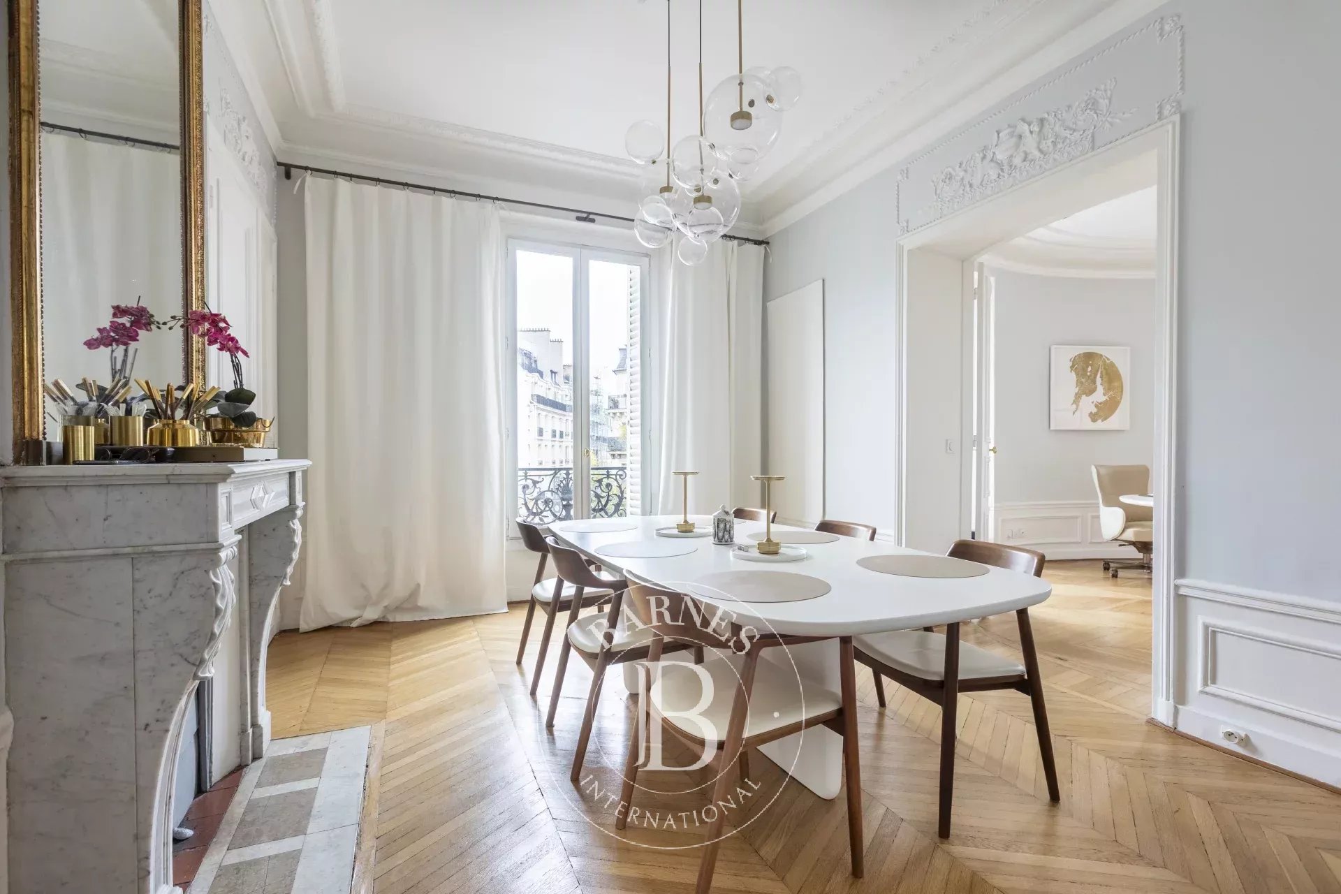 Paris 8 Étoile / Wagram - Renovated 3rd floor corner apartment - 3 or 4 bedrooms - picture 6