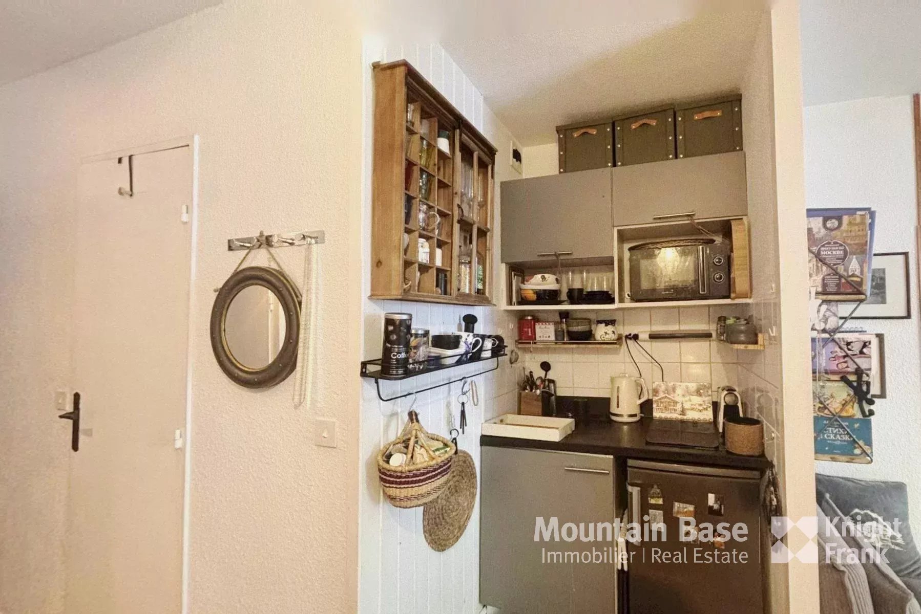 Photo of A 3rd-floor studio apartment with balcony and Mont Blanc views