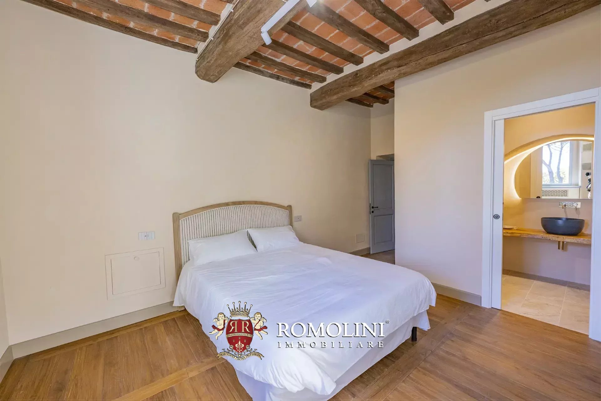 4 Bedroom Villa/Townhouse's Image 55