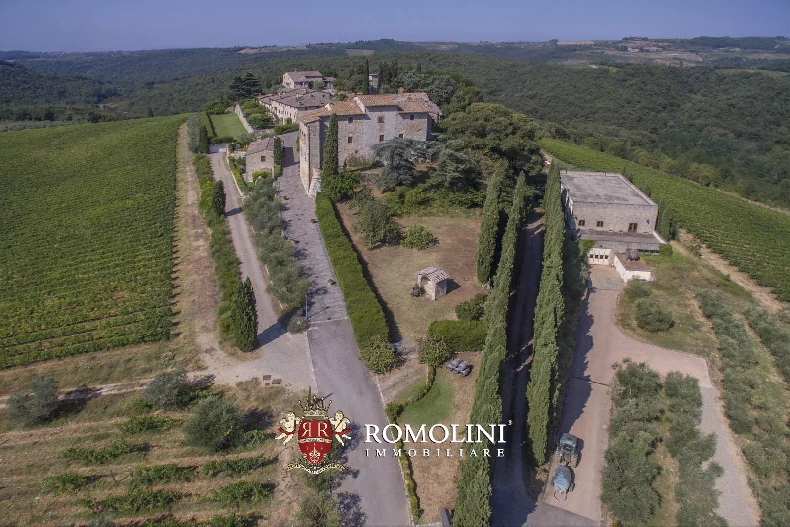 20 Bedroom Vineyard's Image 5