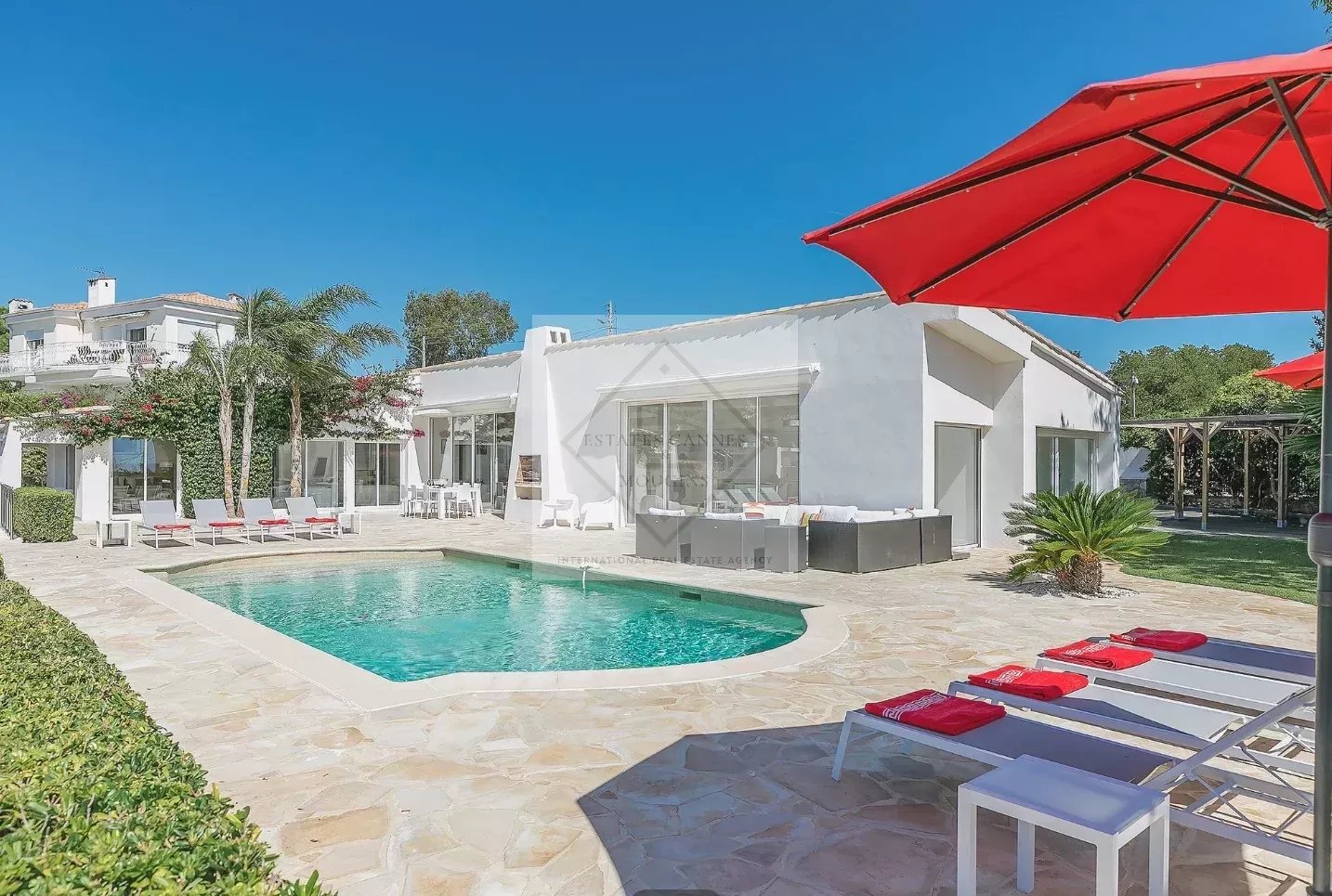 Villa de Luxe à Cannes avec Piscine Chauffée & Vue Mer — photo 26