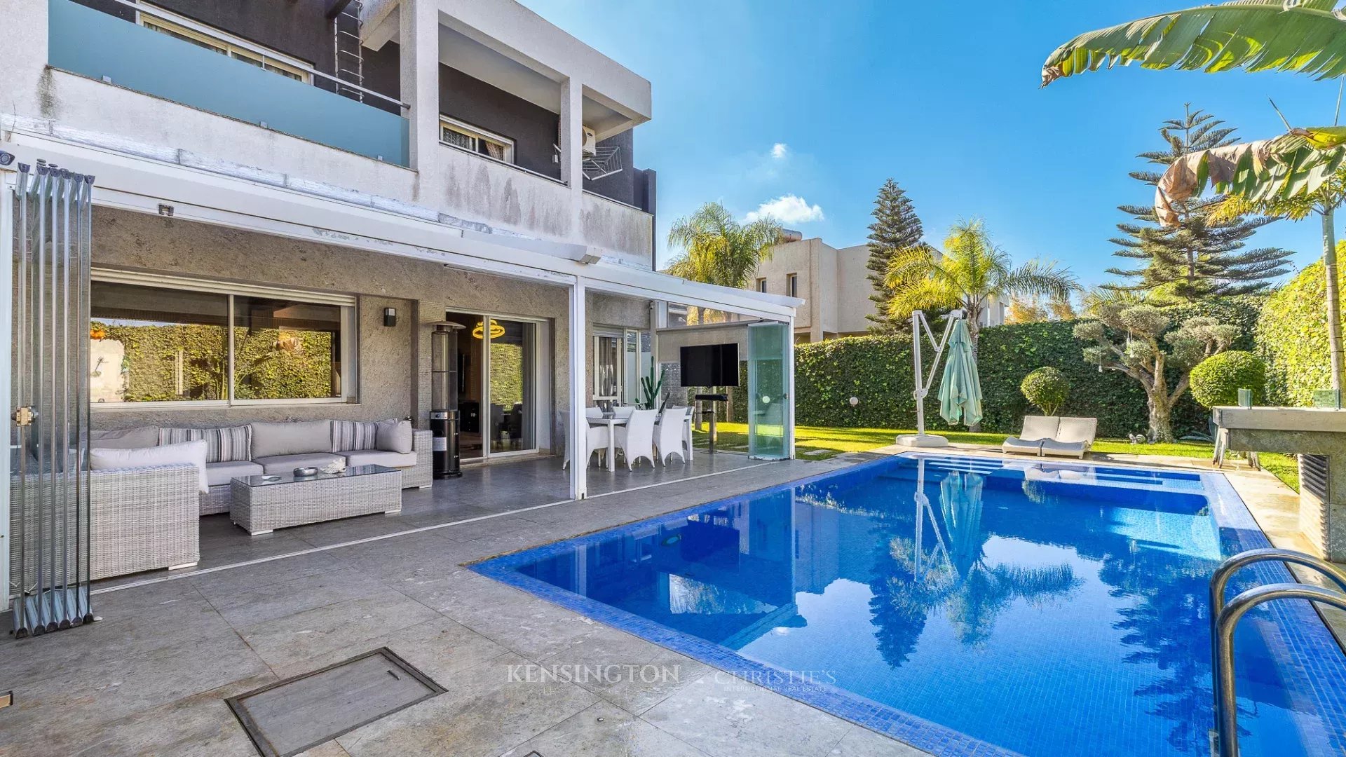 4 Bedroom Villa/Townhouse's Image 12