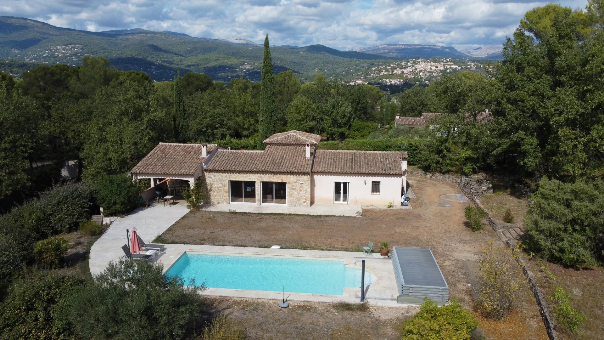 One storey house with pool close to shops - Fayence One storey house with pool close to shops - Fayence