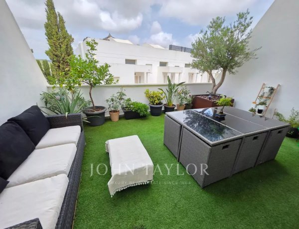 Renovated 3-bedroom townhouse for sale in Roca Llisa, Ibiza — photo 2