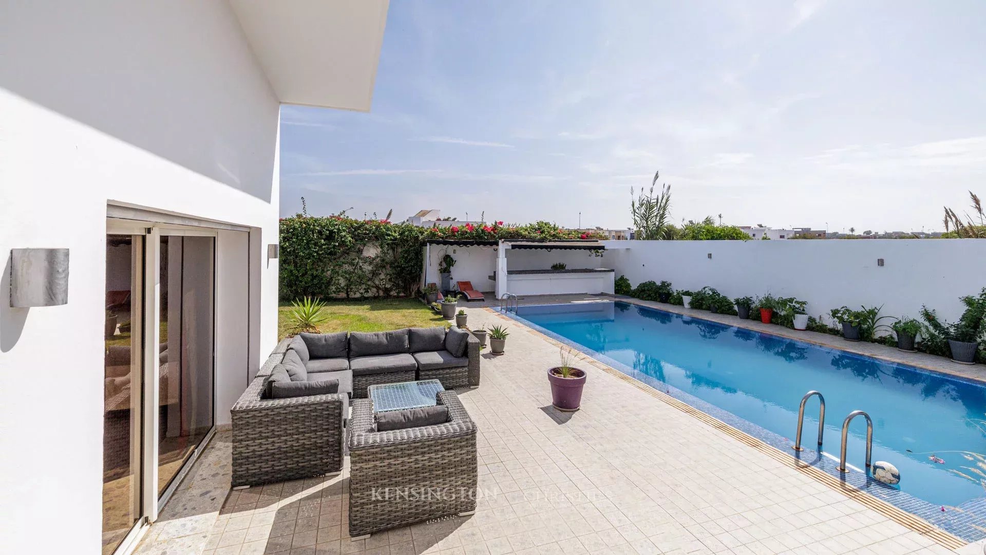 5 Bedroom Villa/Townhouse's Image 5