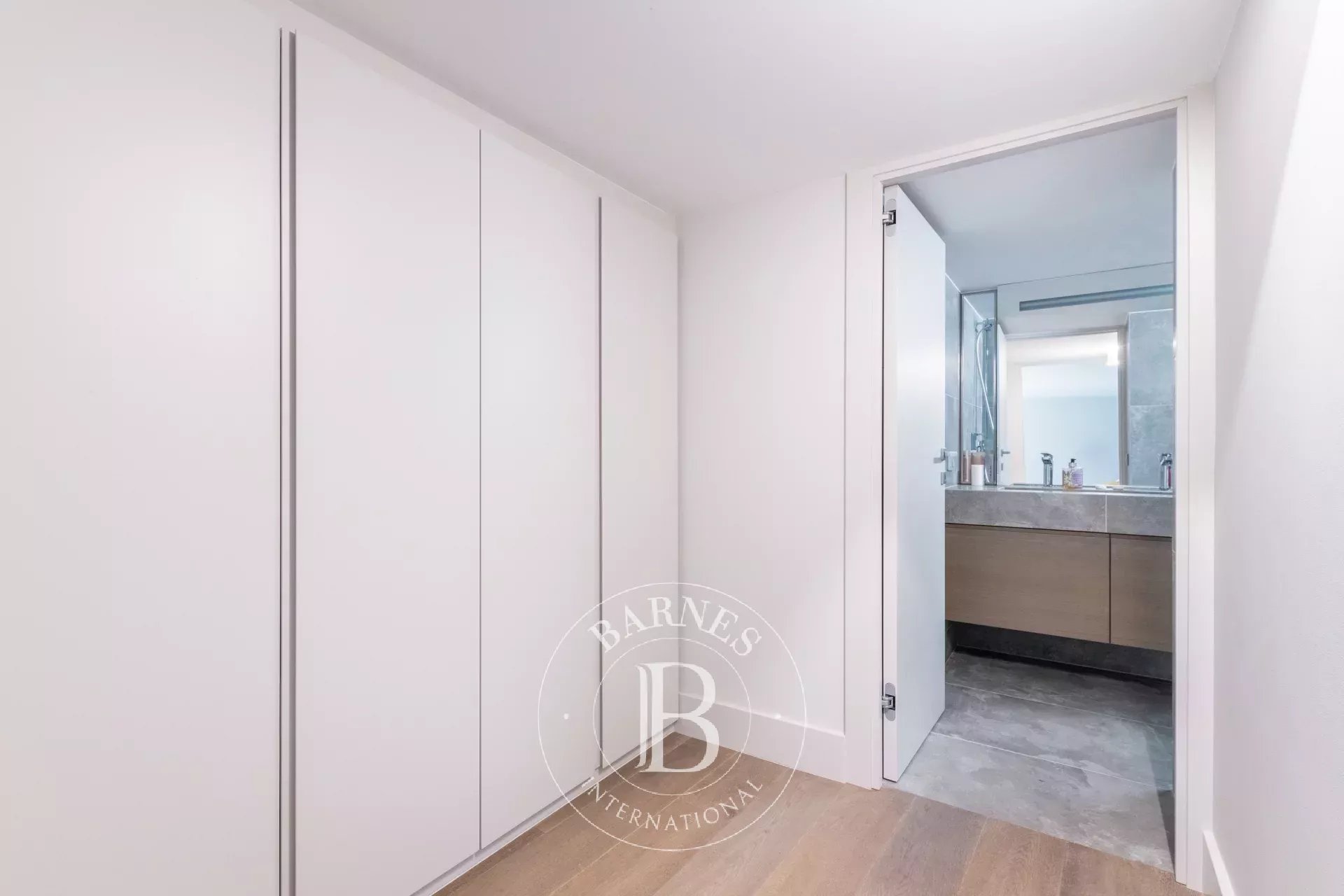 Daire Paris 3ème - picture 16