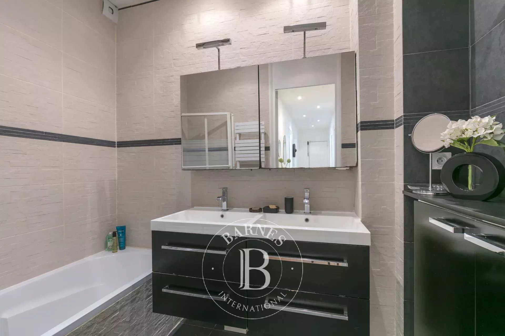 Daire Vanves - picture 6