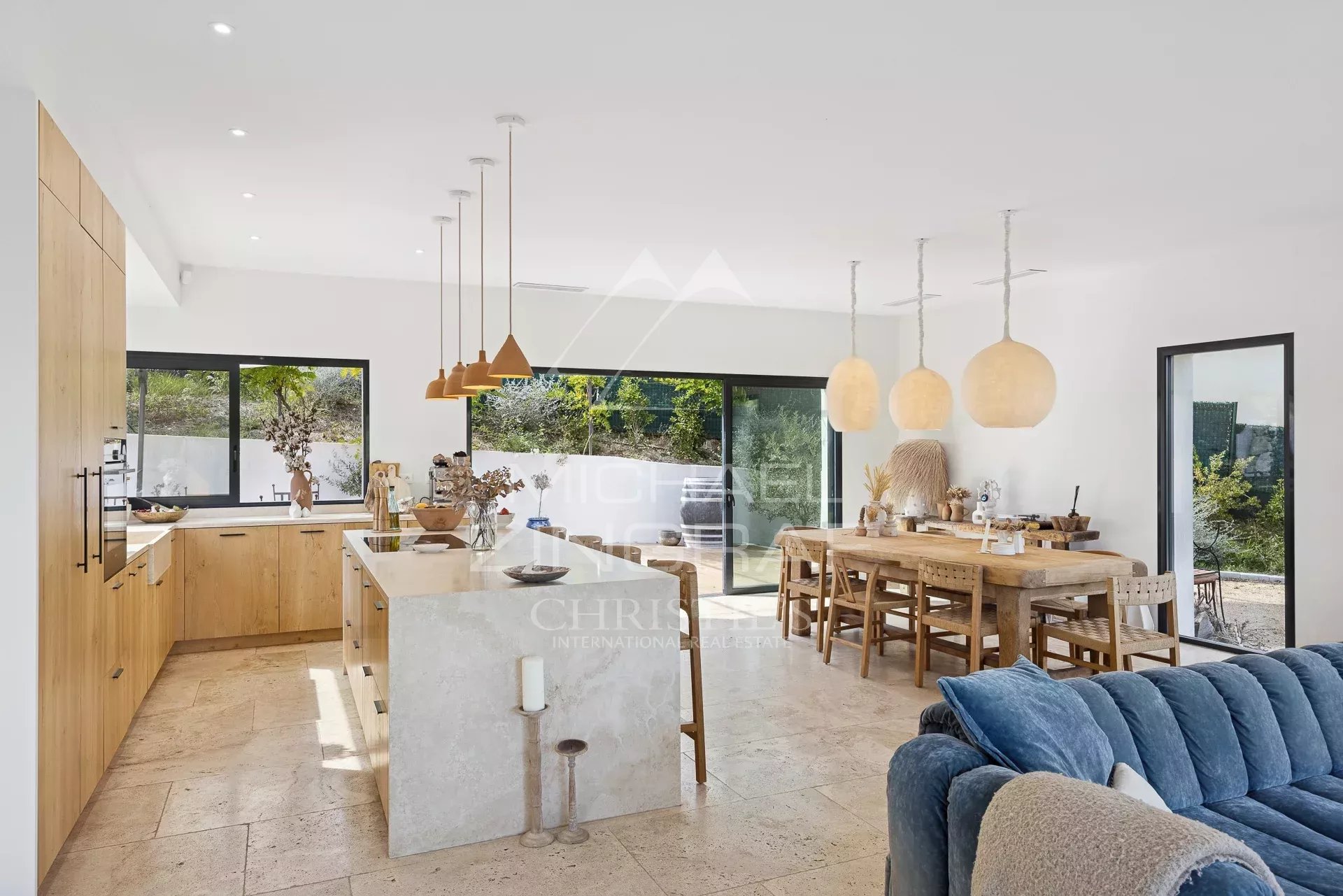 3 Bedroom Villa/Townhouse's Image 5