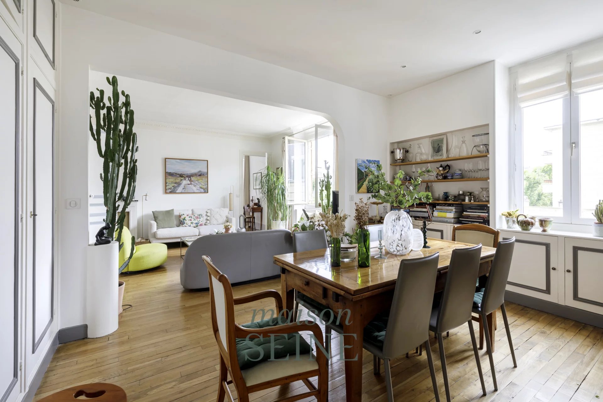 Agence immobilière de 