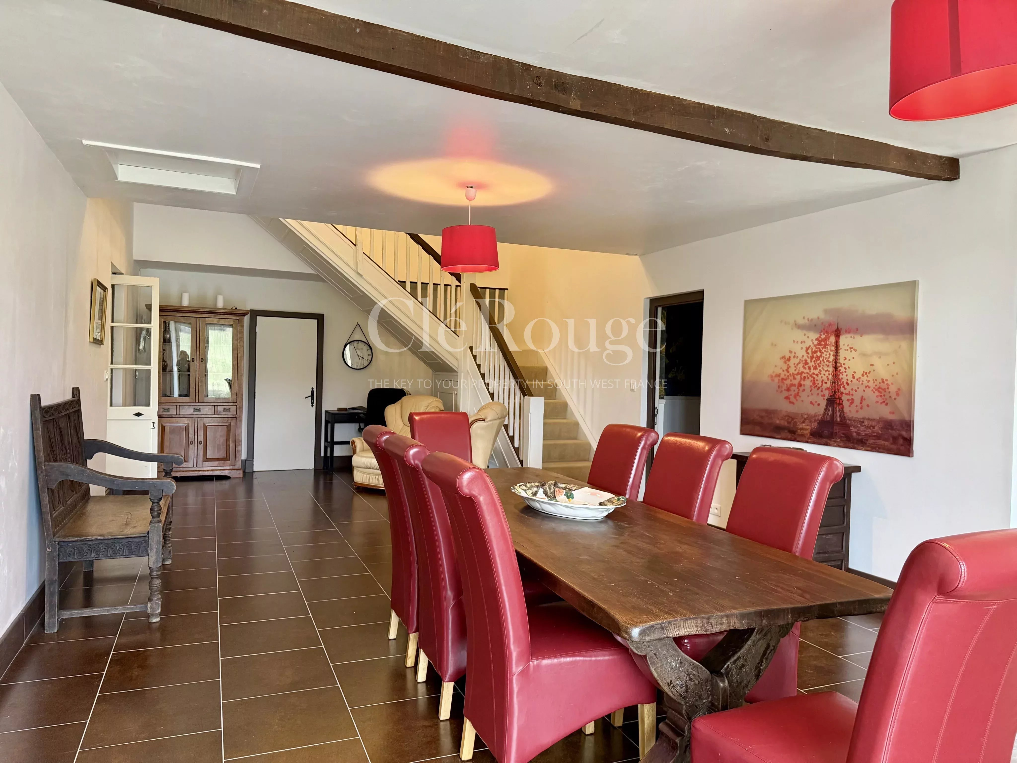 Elégante propriété en pierre avec 2 gîtes, piscine et grange située dans le triangle d'or entre Duras et Eymet