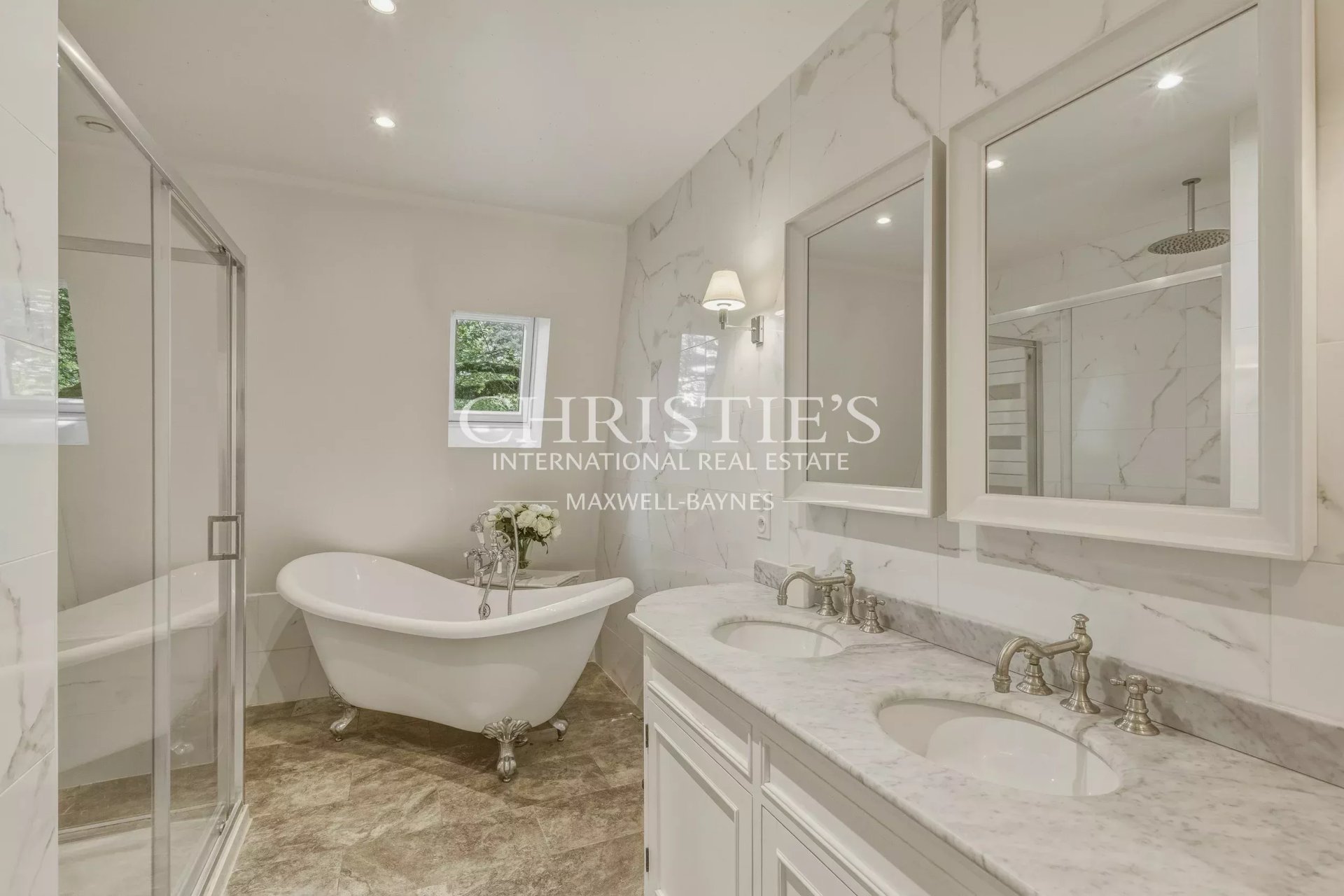 17 Bedroom Chateau's Image 66