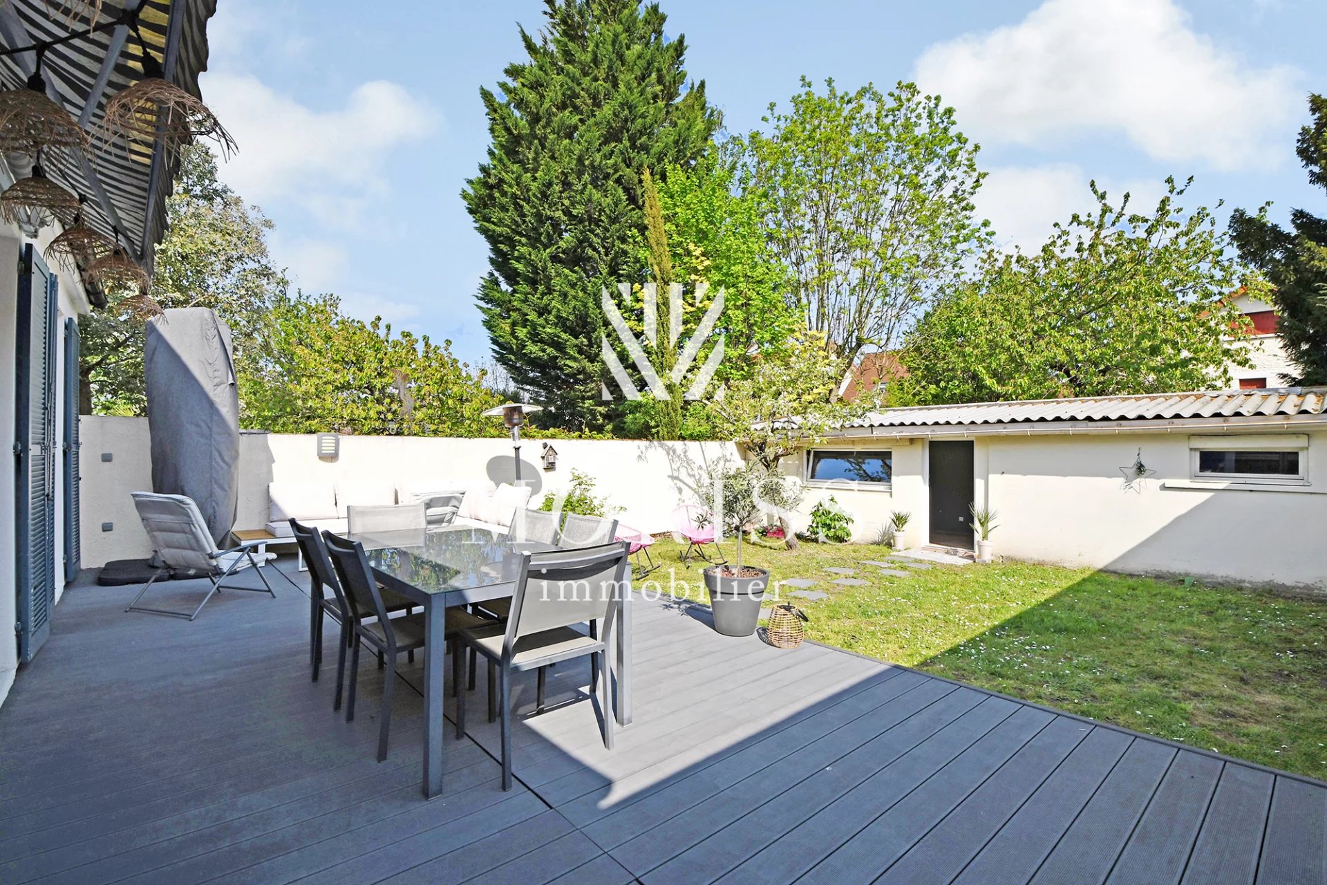 LE PLESSIS BOUCHARD - MAISON 6 PIÈCES JARDIN TERRASSE - Image Array