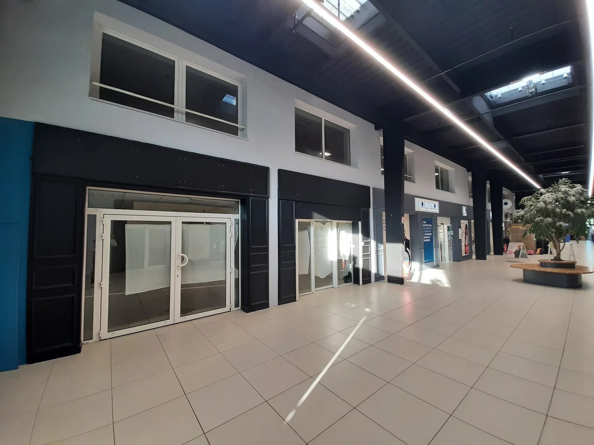Location Local Poitiers