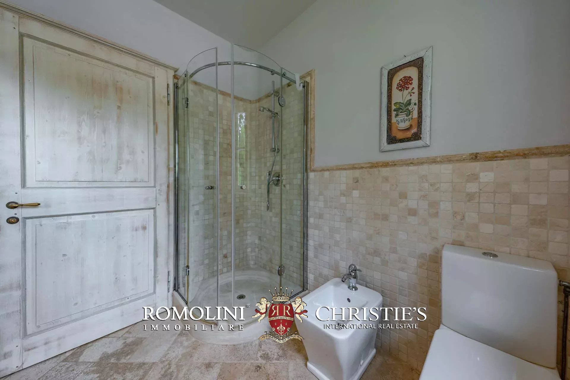 10 Bedroom Villa/Townhouse's Image 97