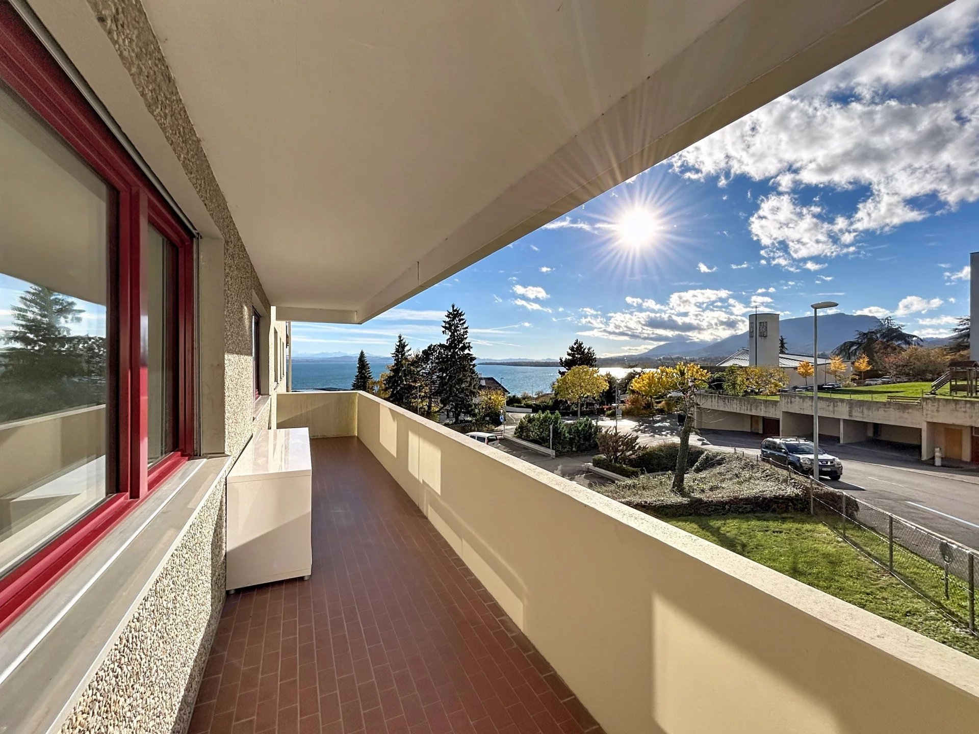 Appartement à Neuchâtel avec vue lac et alpes