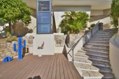 Cannes: absolute calm and close to amenities, villa with pool — photo 4 of 7