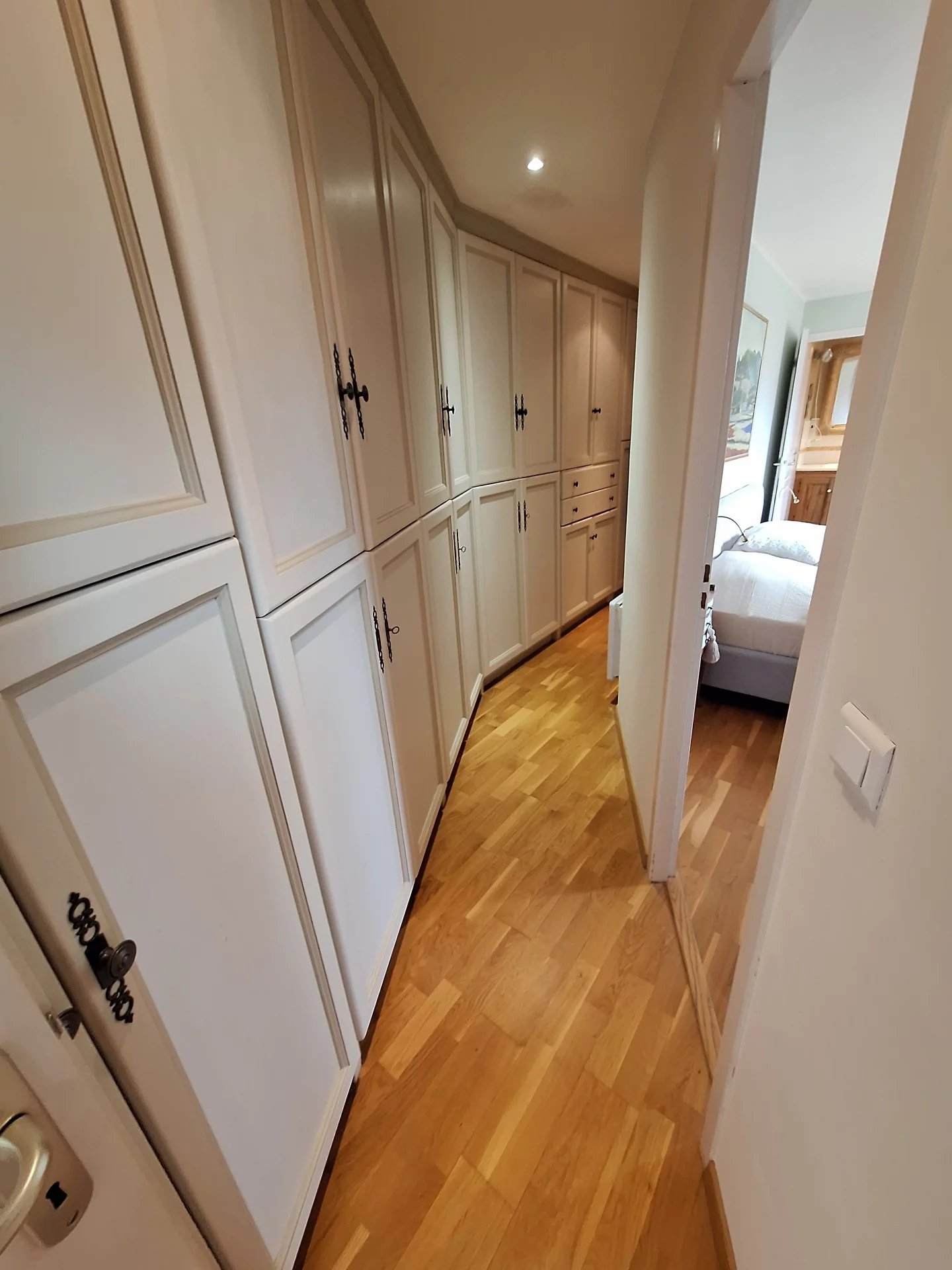 COTIGNAC CHARMING TRADITIONAL VILLA ON ONE STOREY